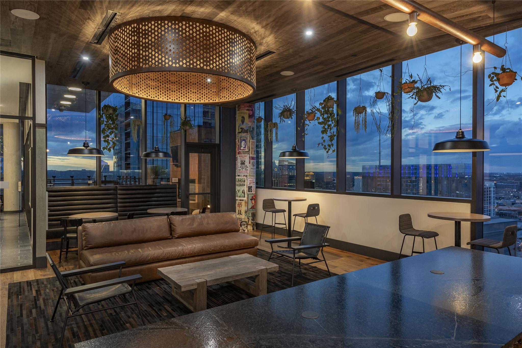 84 E East Ave # 2010, Austin, TX 78701
