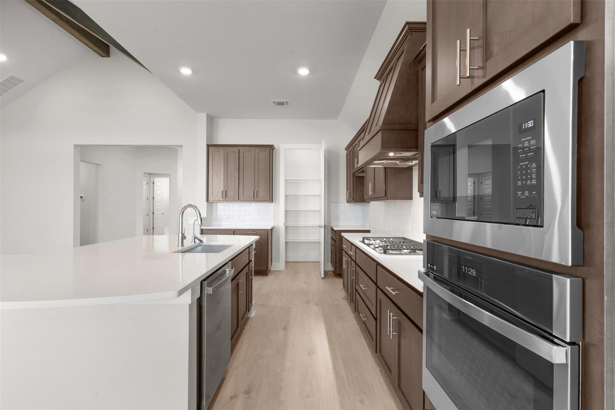 2004 Tobiano Trce, Georgetown, TX 78633