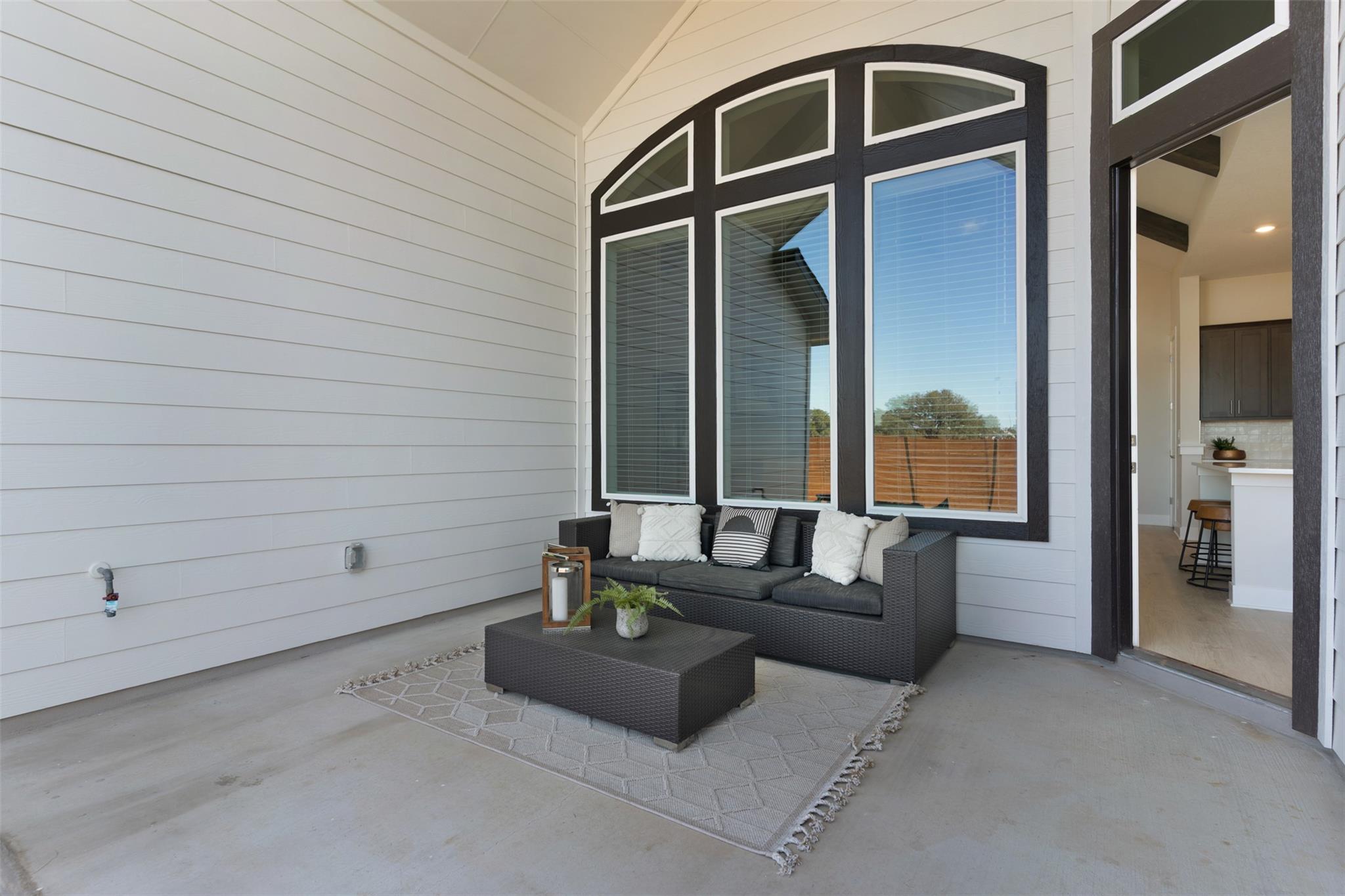 2004 Tobiano Trce, Georgetown, TX 78633