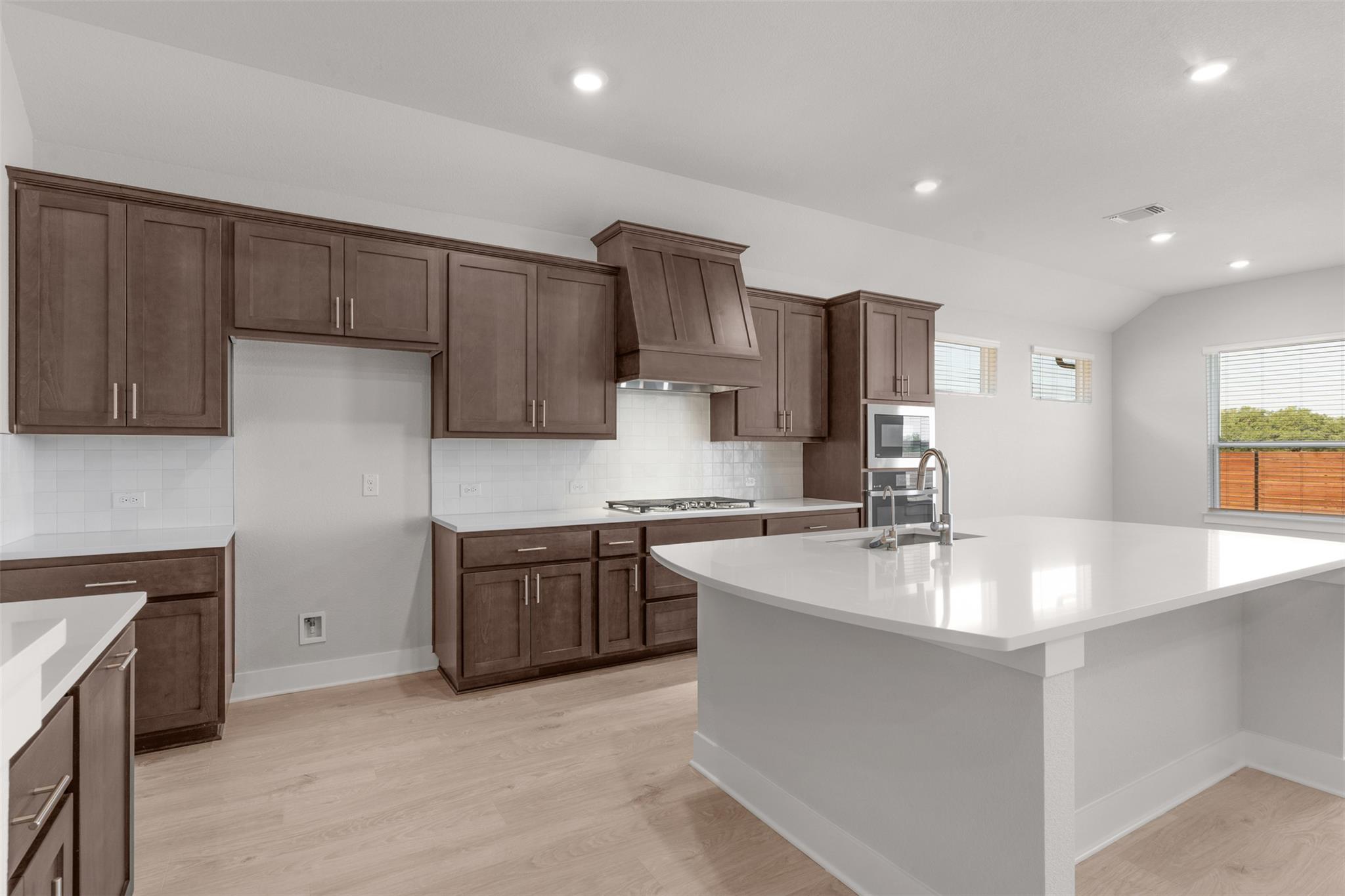 2004 Tobiano Trce, Georgetown, TX 78633