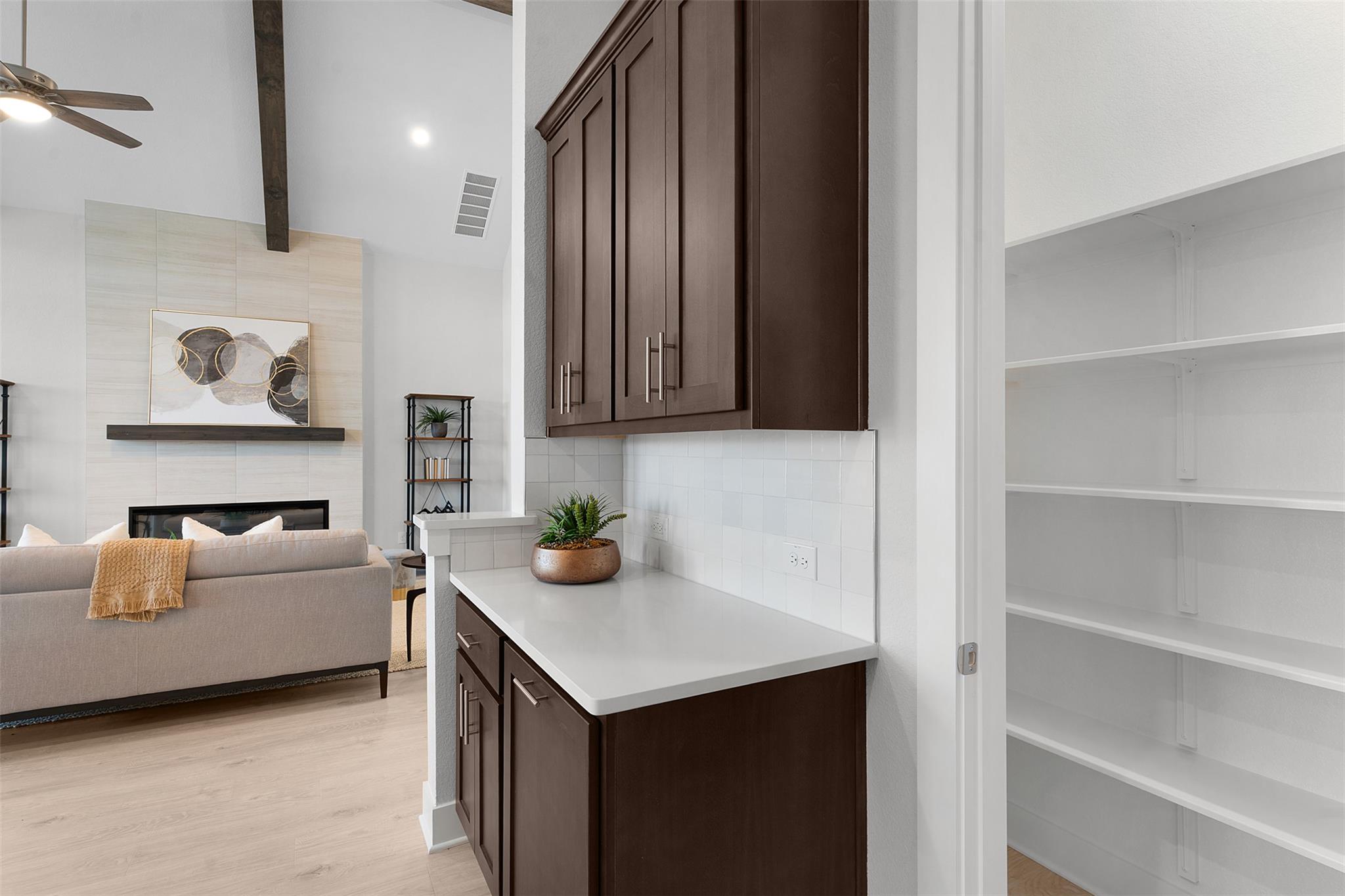 2004 Tobiano Trce, Georgetown, TX 78633