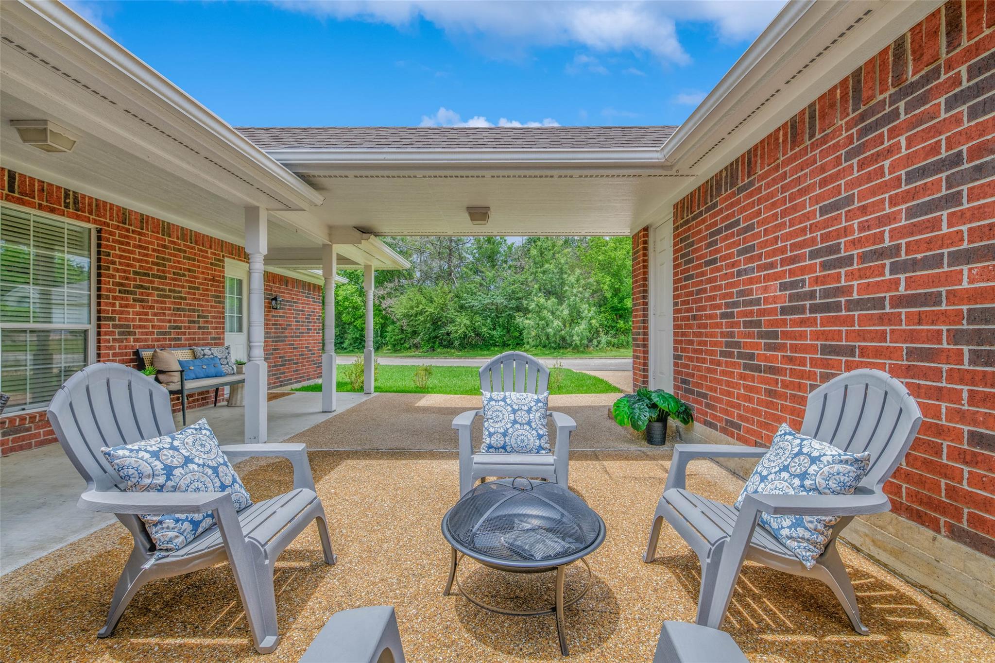 6201 Cromwell Ct, Bryan, TX 77802