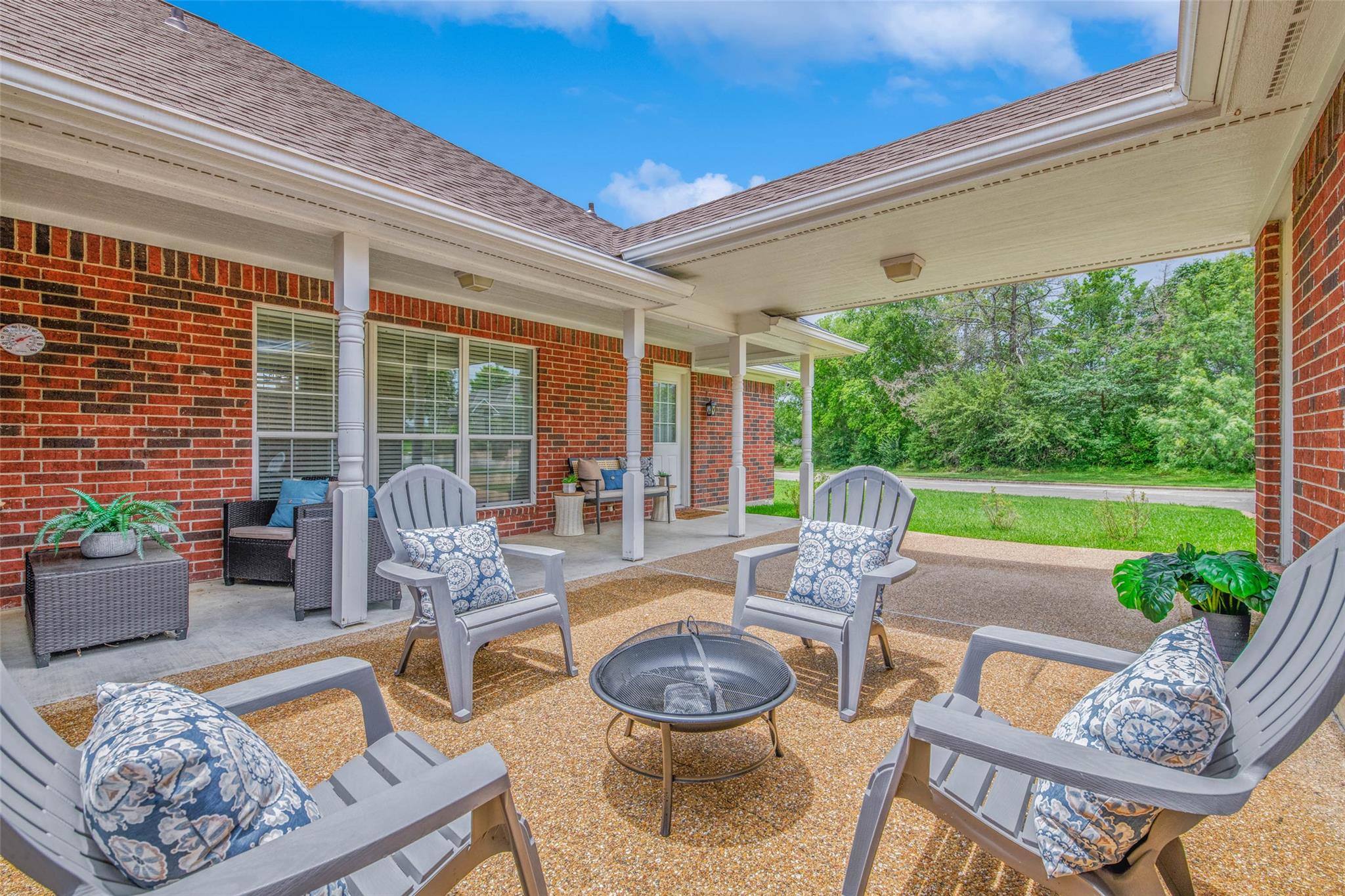 6201 Cromwell Ct, Bryan, TX 77802