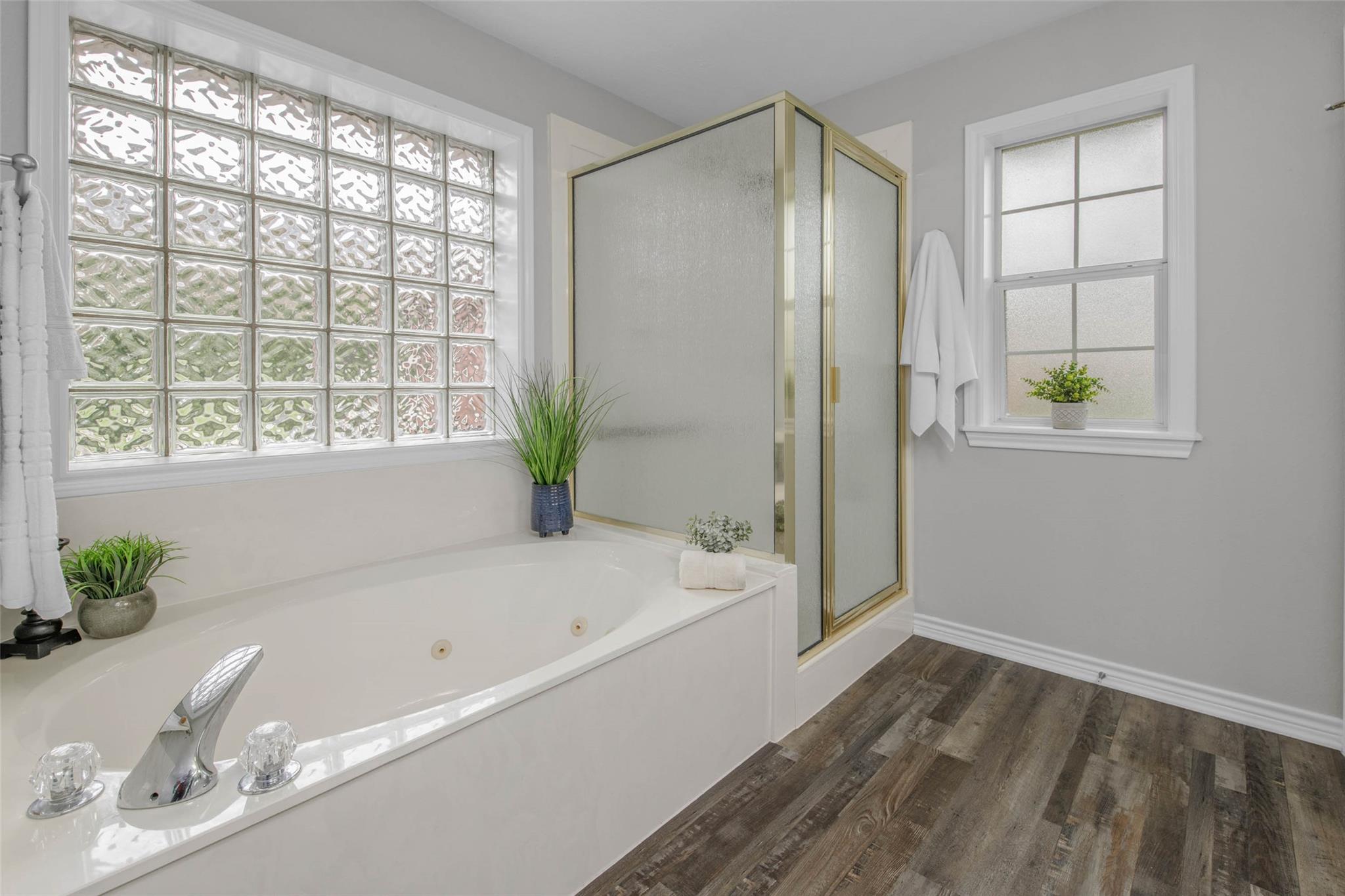 6201 Cromwell Ct, Bryan, TX 77802