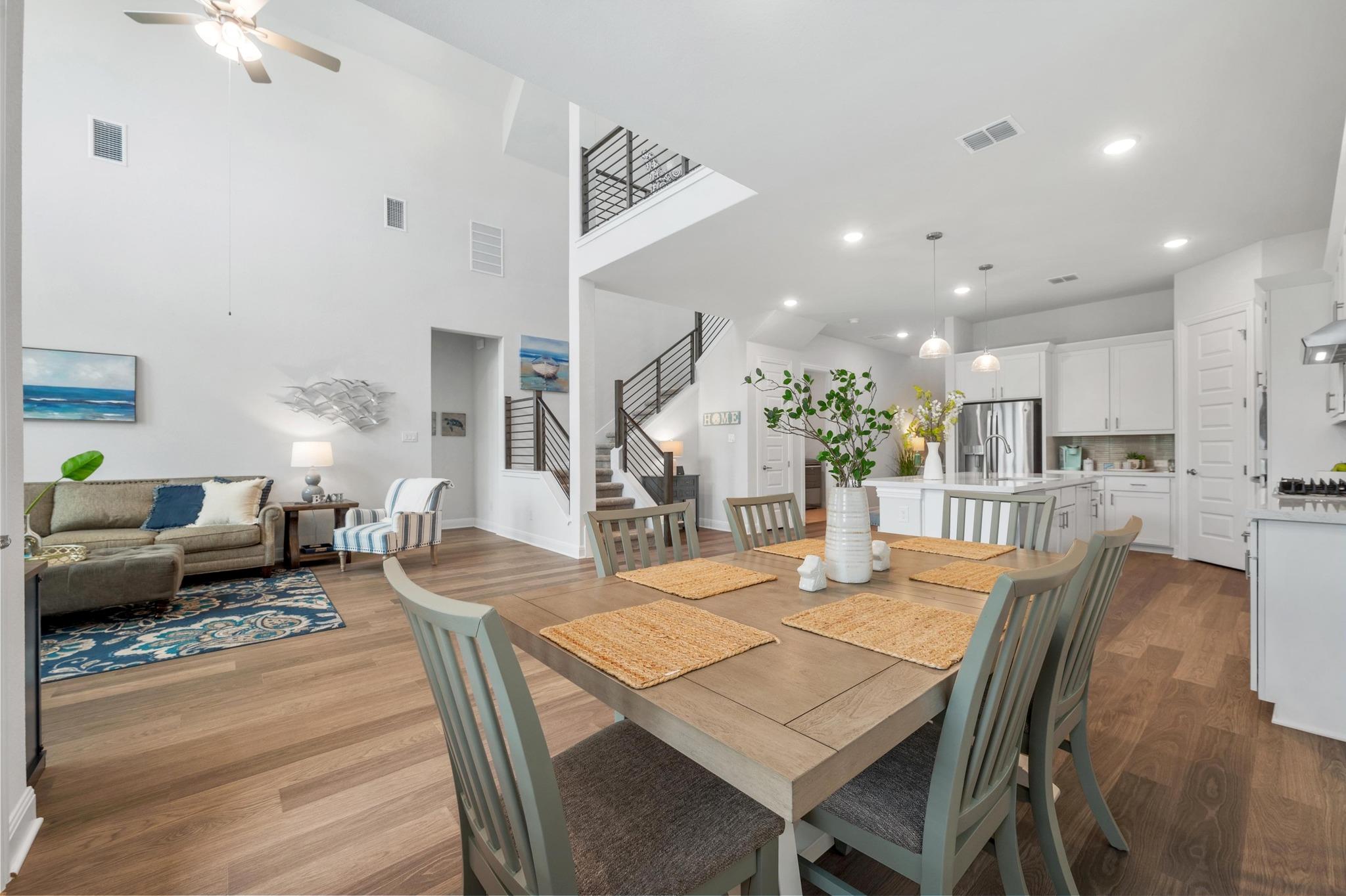 913 Landing Ln, Leander, TX 78641