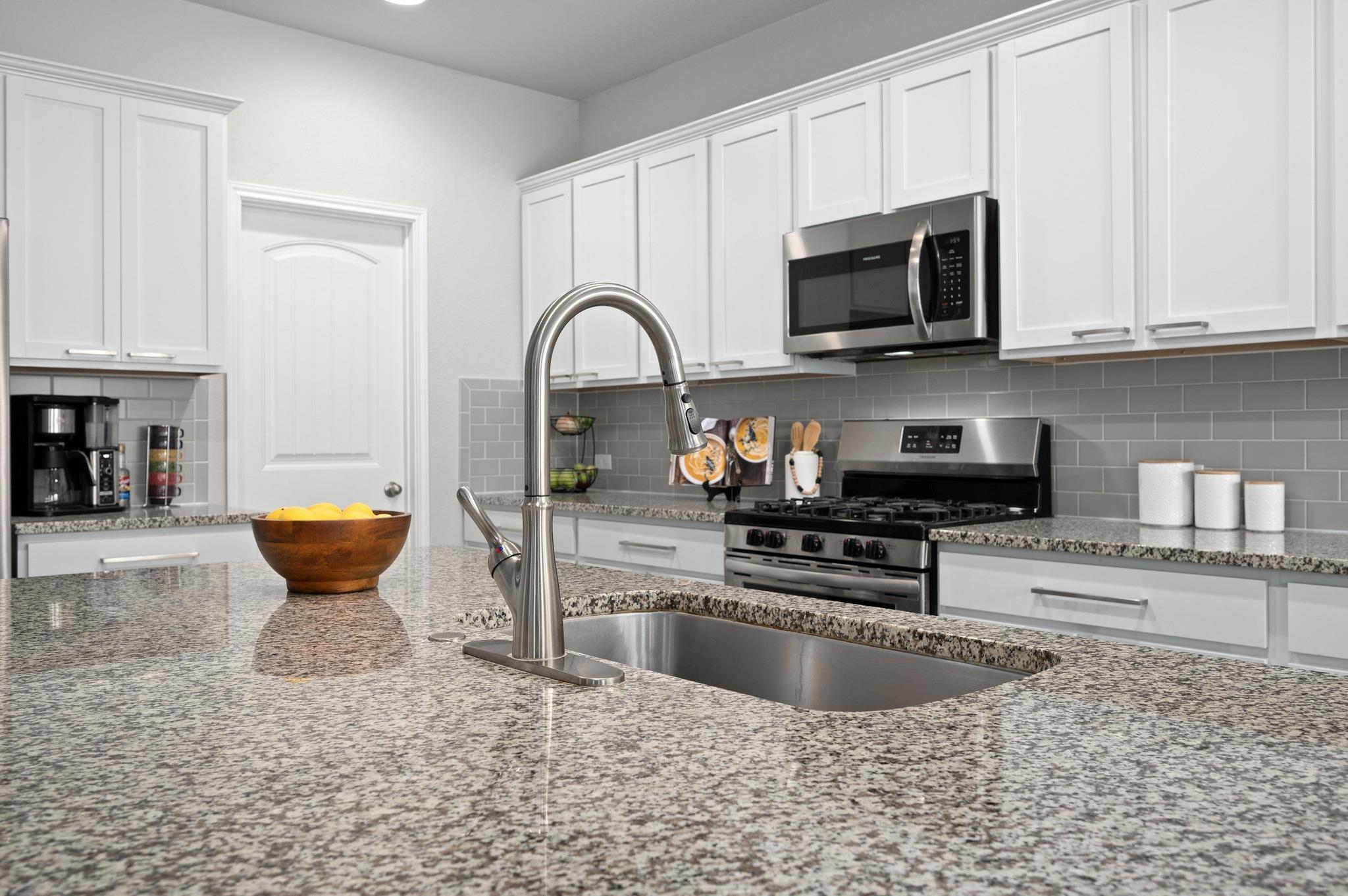 337 Blue Sage Dr, Leander, TX 78641