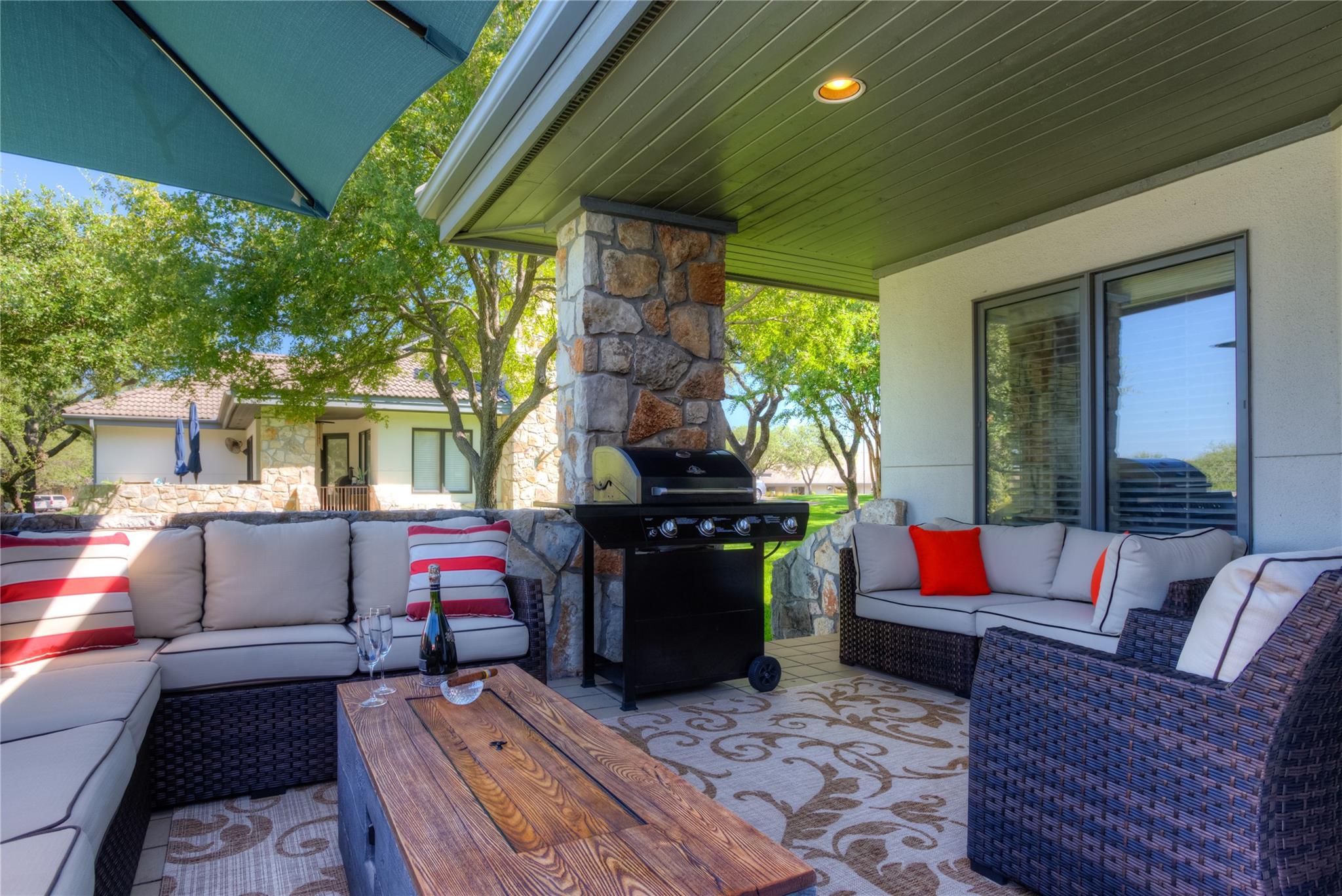 1924 Clubhouse Hill Dr # 25, Spicewood, TX 78669
