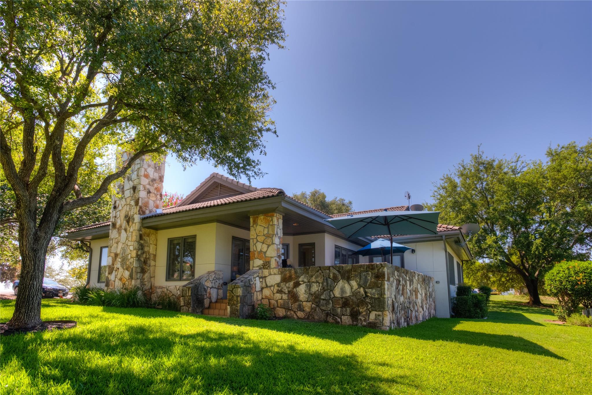 1924 Clubhouse Hill Dr # 25, Spicewood, TX 78669