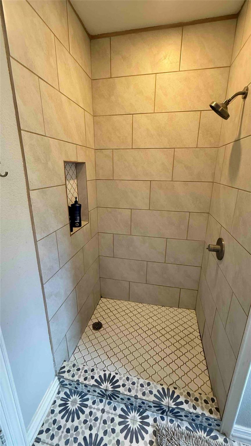 118 Camino De Agua, Elgin, TX 78621