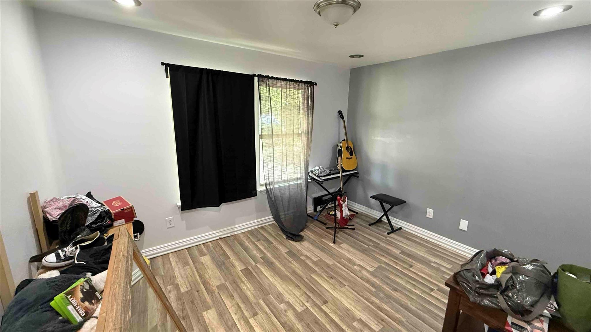 118 Camino De Agua, Elgin, TX 78621