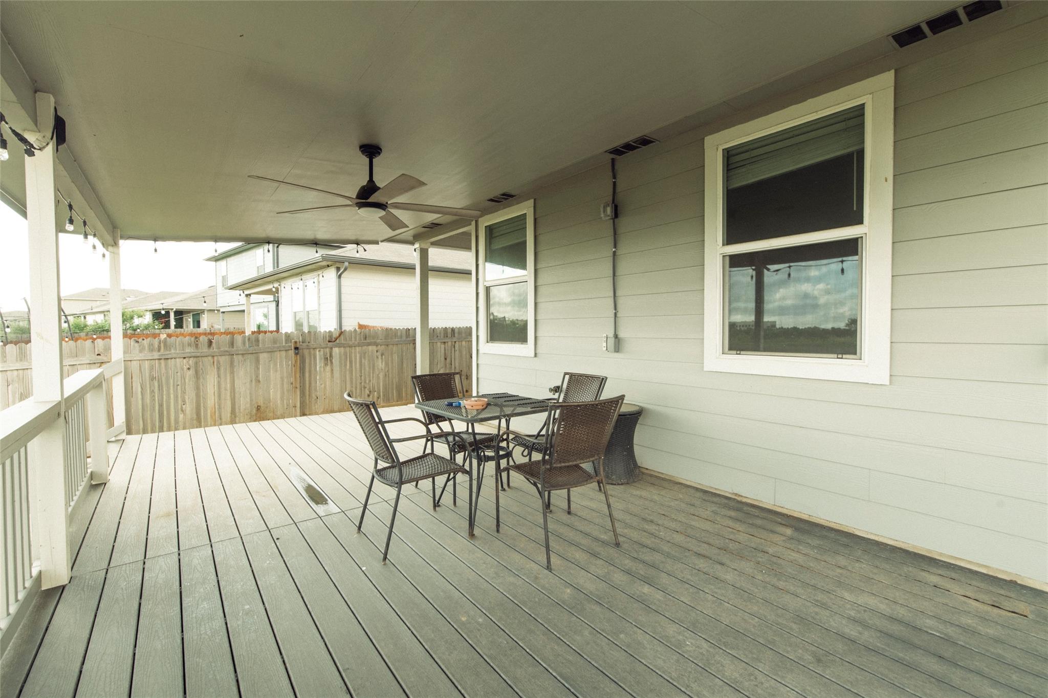 324 Millbrook Blvd, San Marcos, TX 78666