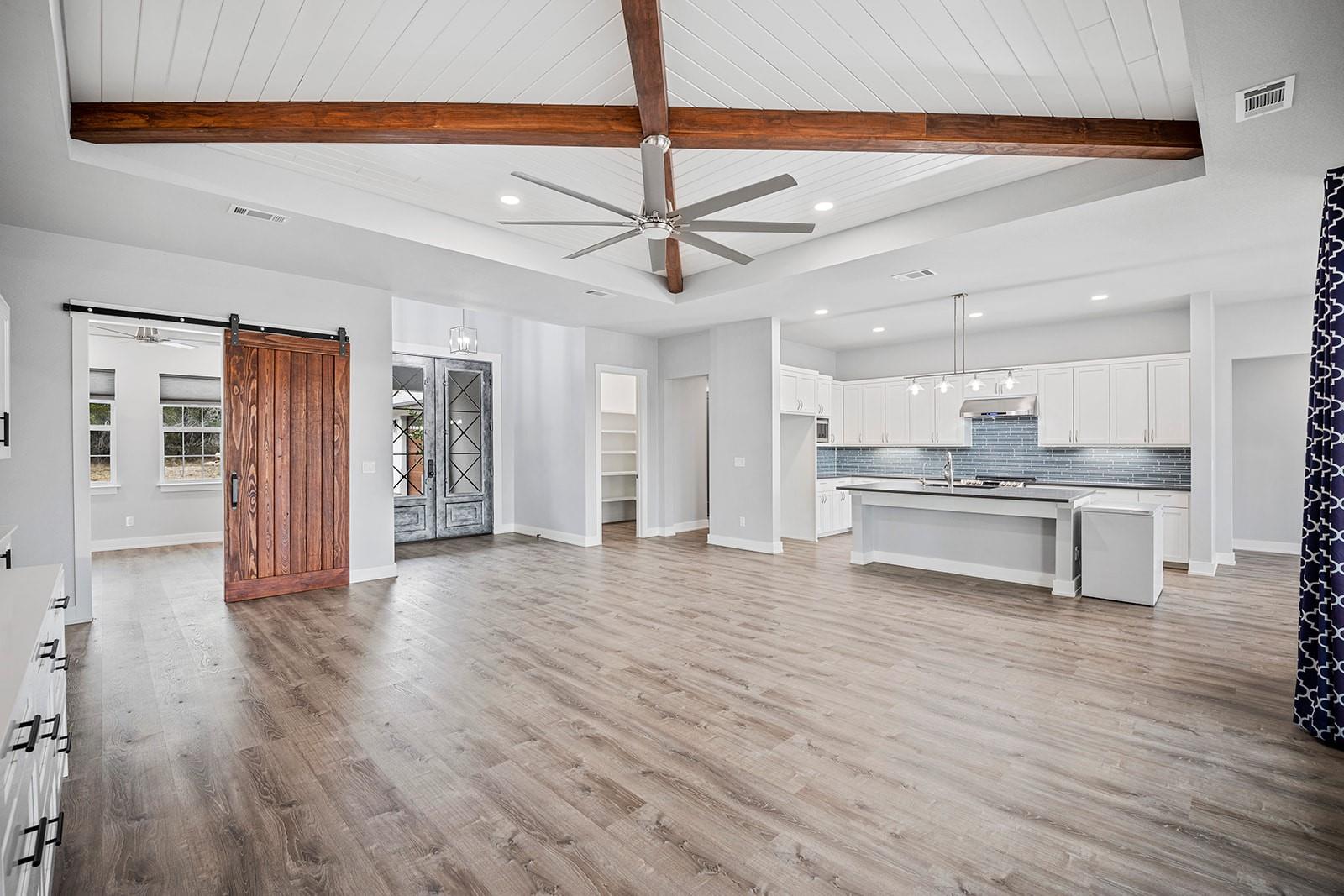 21603 Thomas Cv, Lago Vista, TX 78645