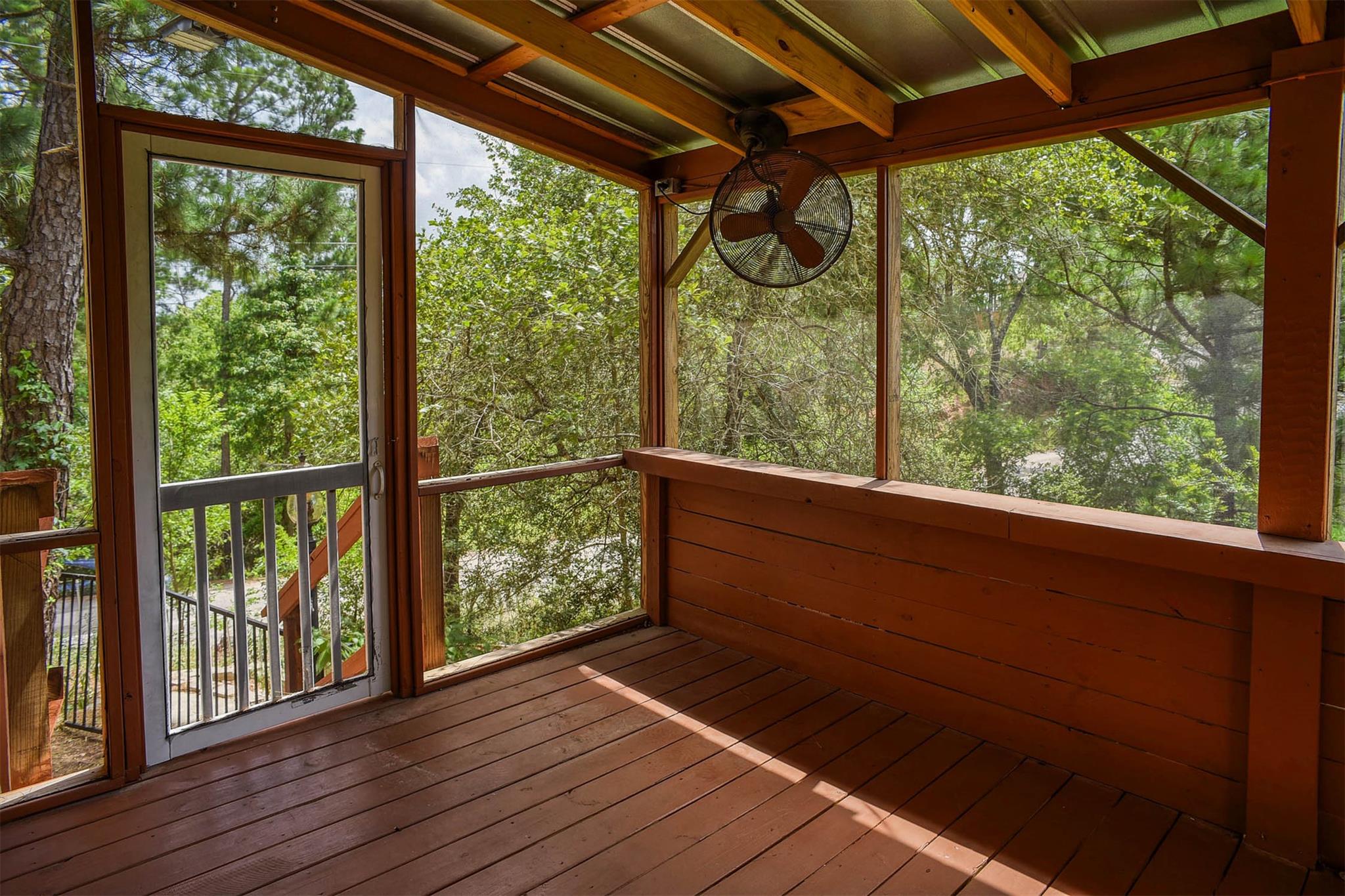 382 Akaloa Dr, Bastrop, TX 78602