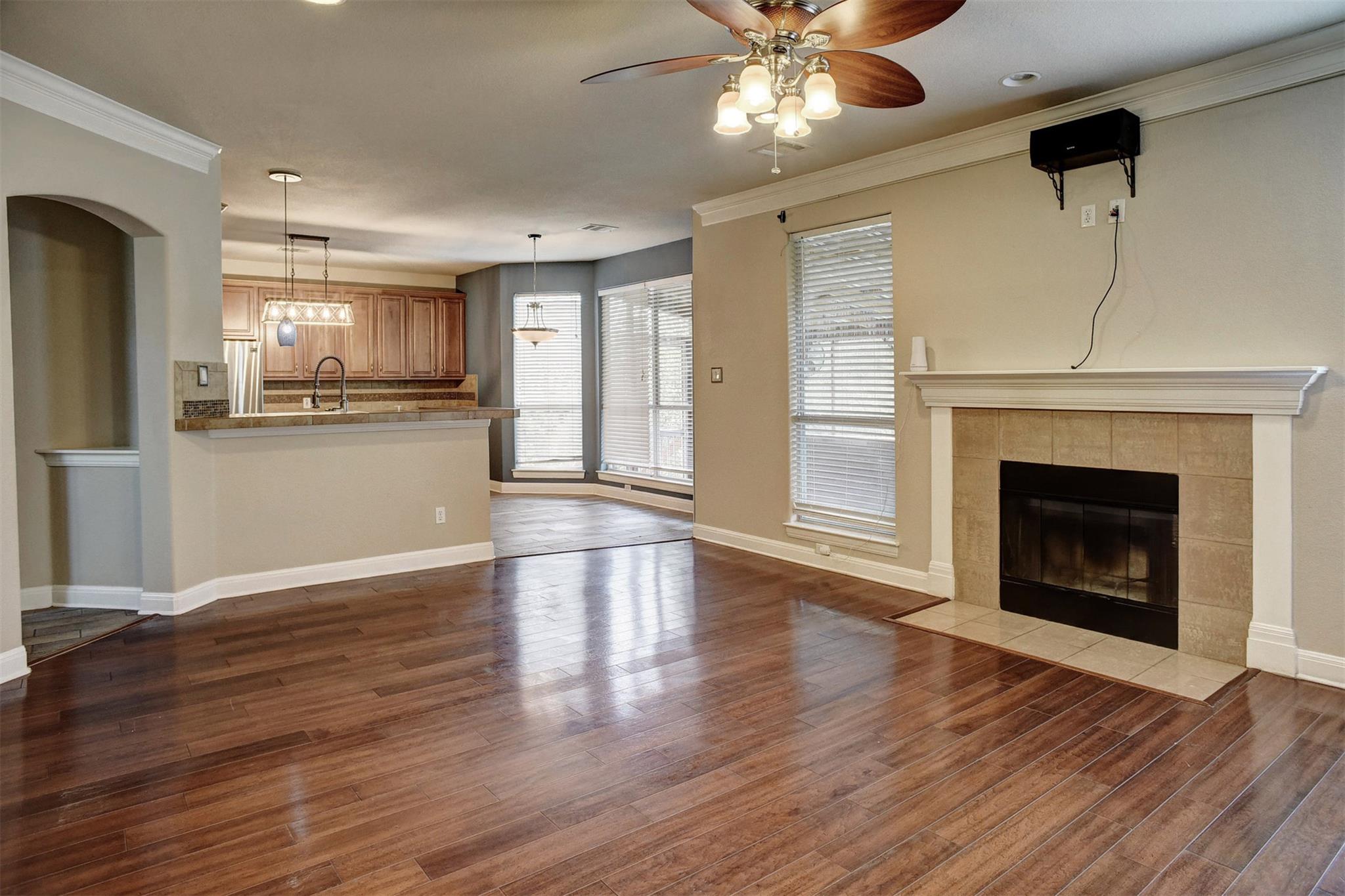 382 Akaloa Dr, Bastrop, TX 78602