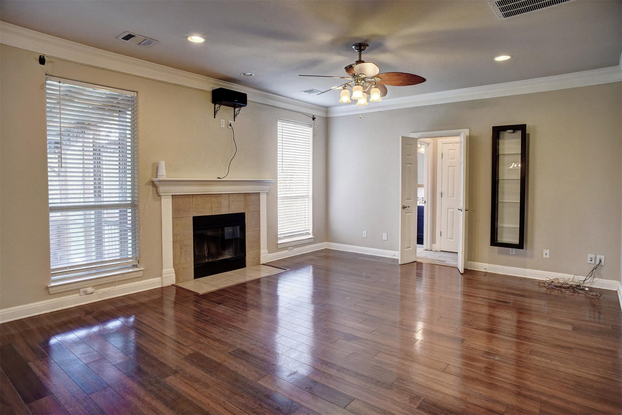 382 Akaloa Dr, Bastrop, TX 78602
