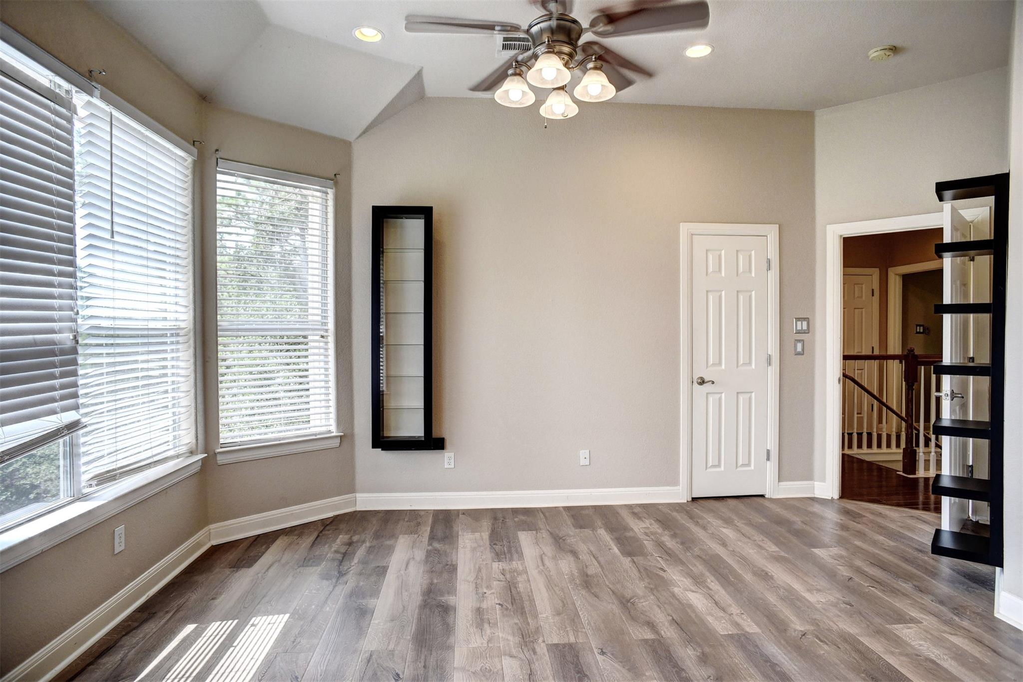 382 Akaloa Dr, Bastrop, TX 78602