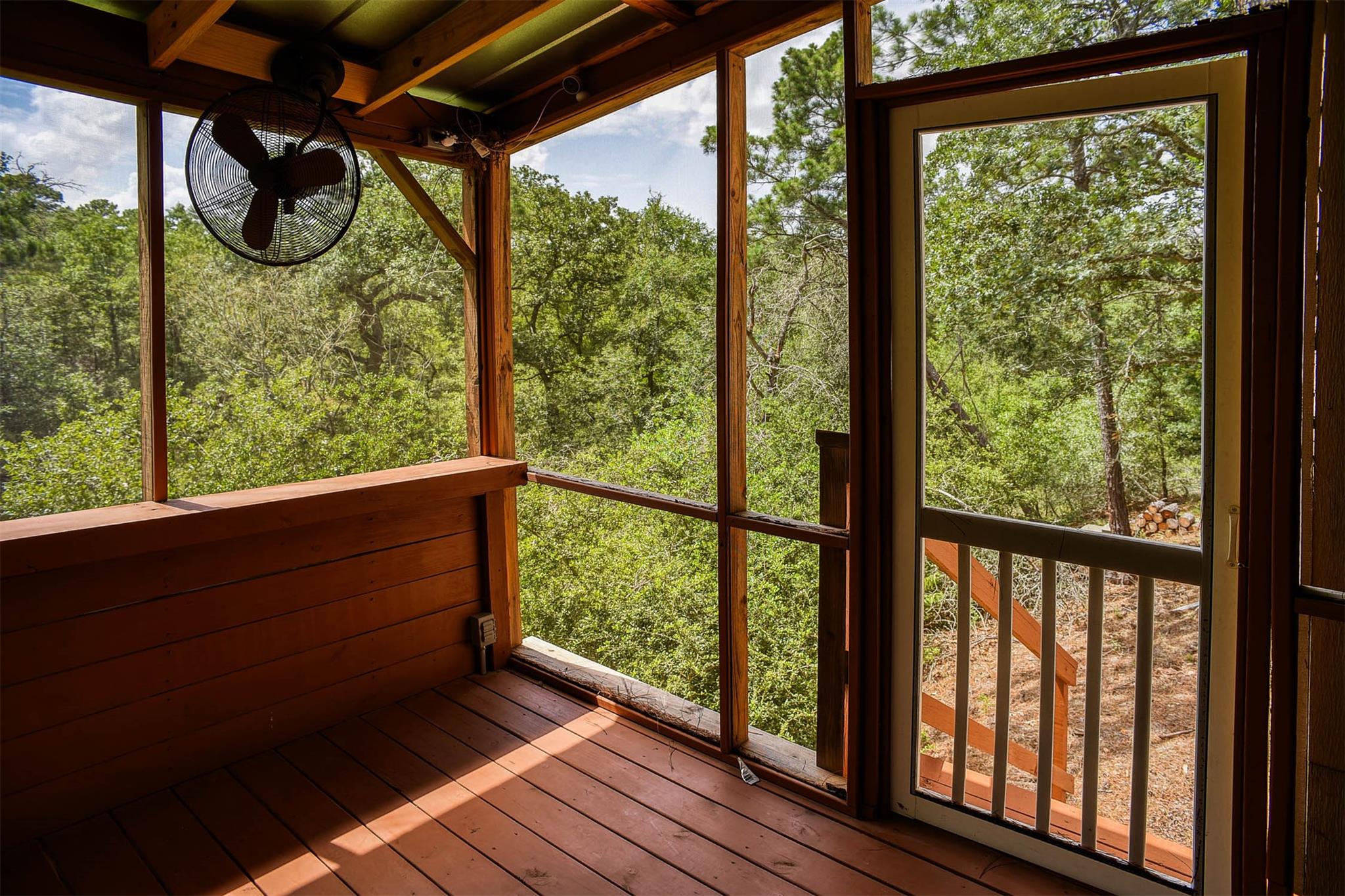 382 Akaloa Dr, Bastrop, TX 78602