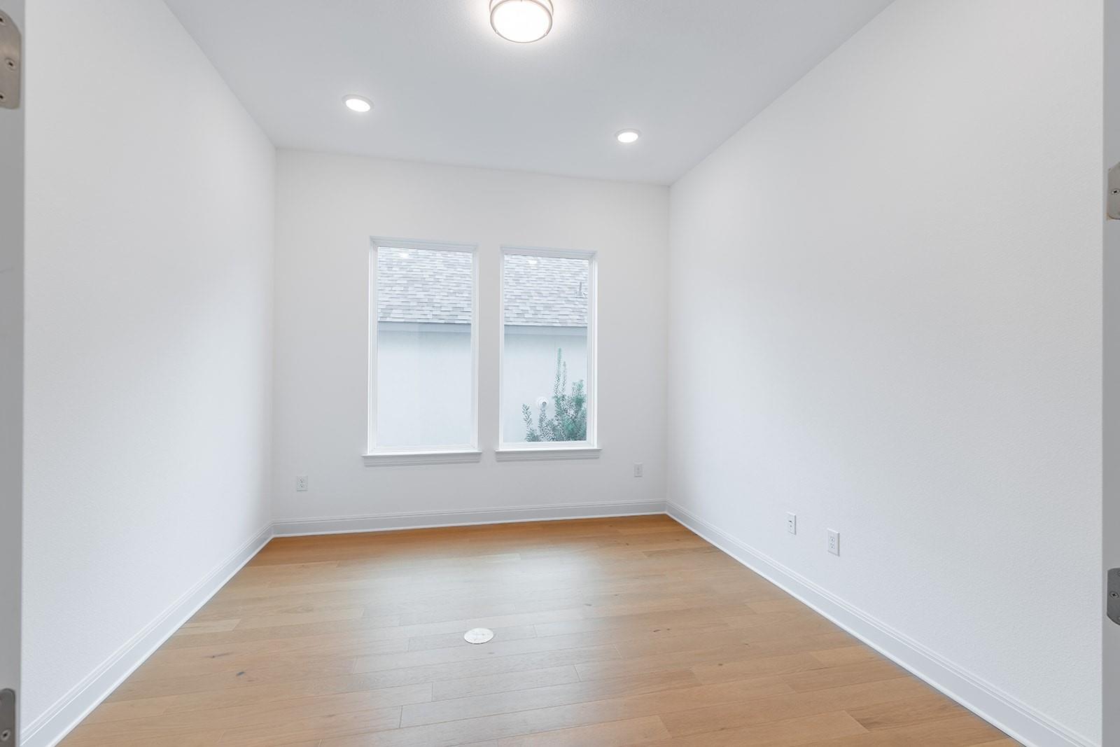 6808 Liberty Grotto Ct, Lago Vista, TX 78645