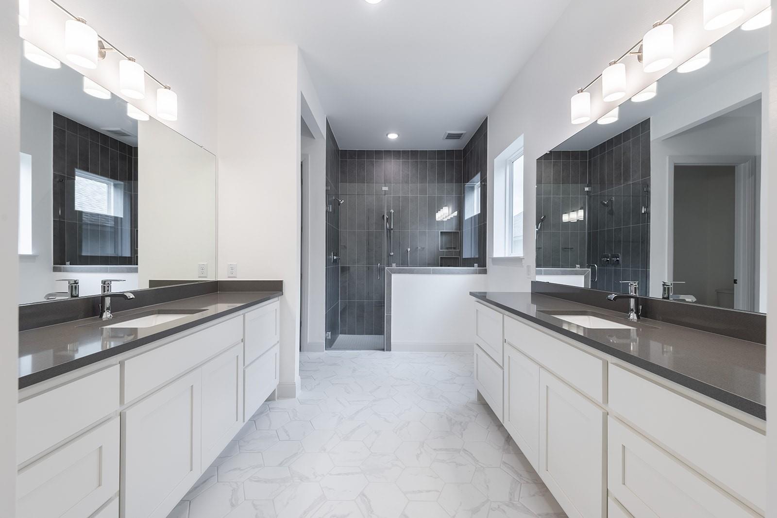 6808 Liberty Grotto Ct, Lago Vista, TX 78645