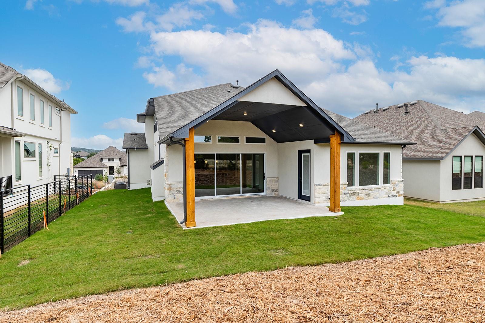 6808 Liberty Grotto Ct, Lago Vista, TX 78645