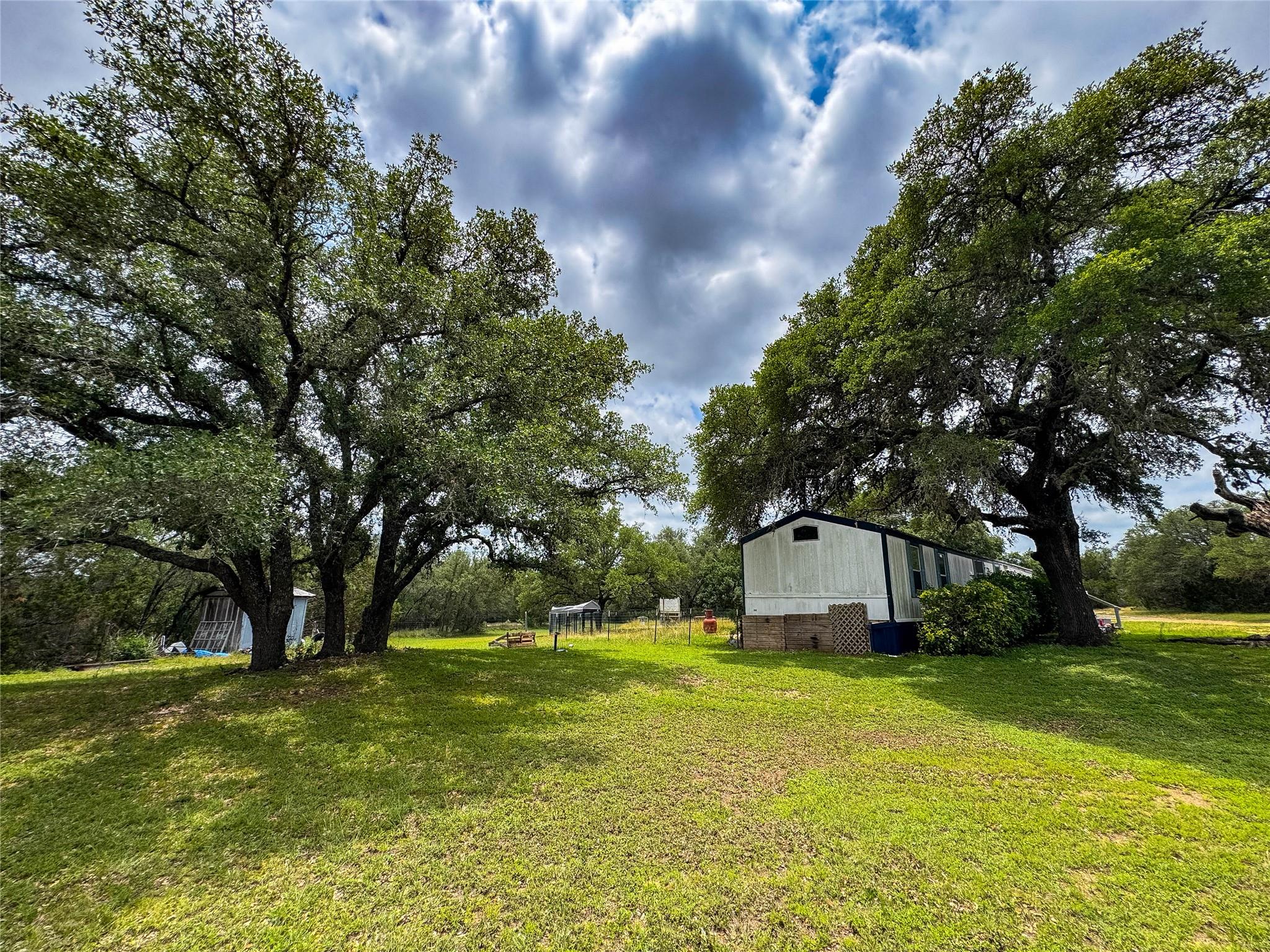 7824 N US Highway 281, Johnson City, TX 78636