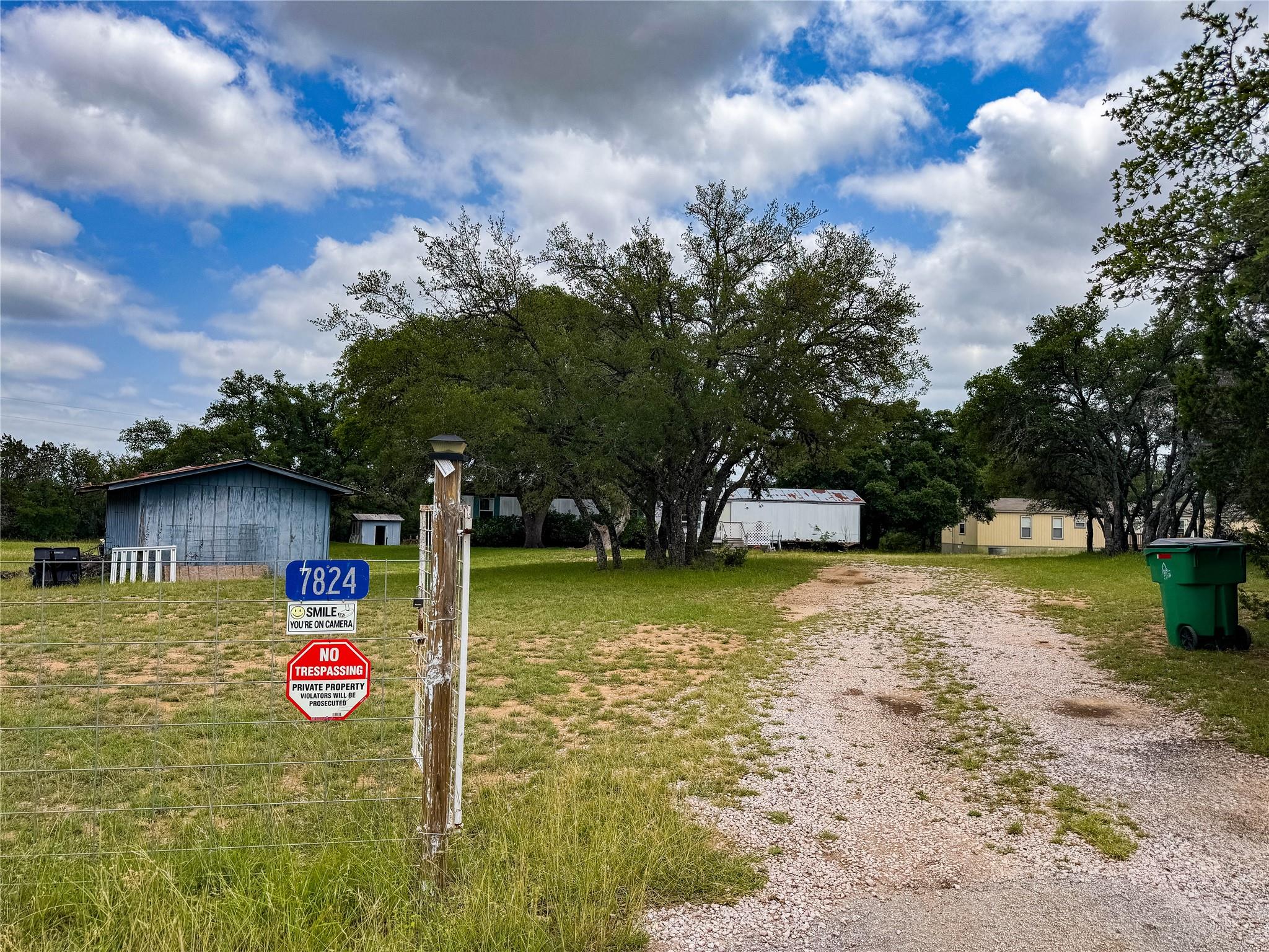 7824 N US Highway 281, Johnson City, TX 78636