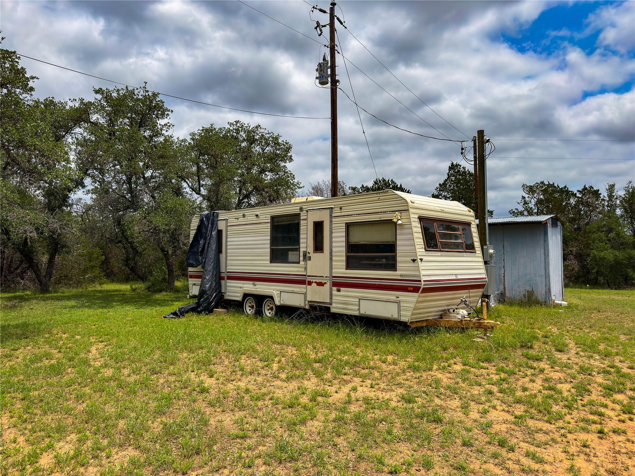 7824 N US Highway 281, Johnson City, TX 78636