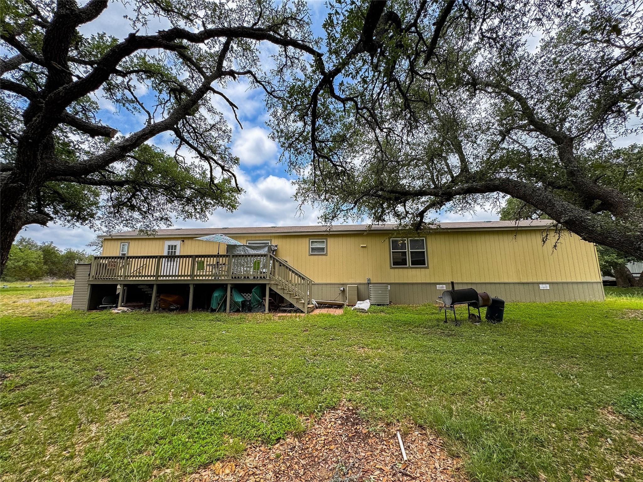 7824 N US Highway 281, Johnson City, TX 78636