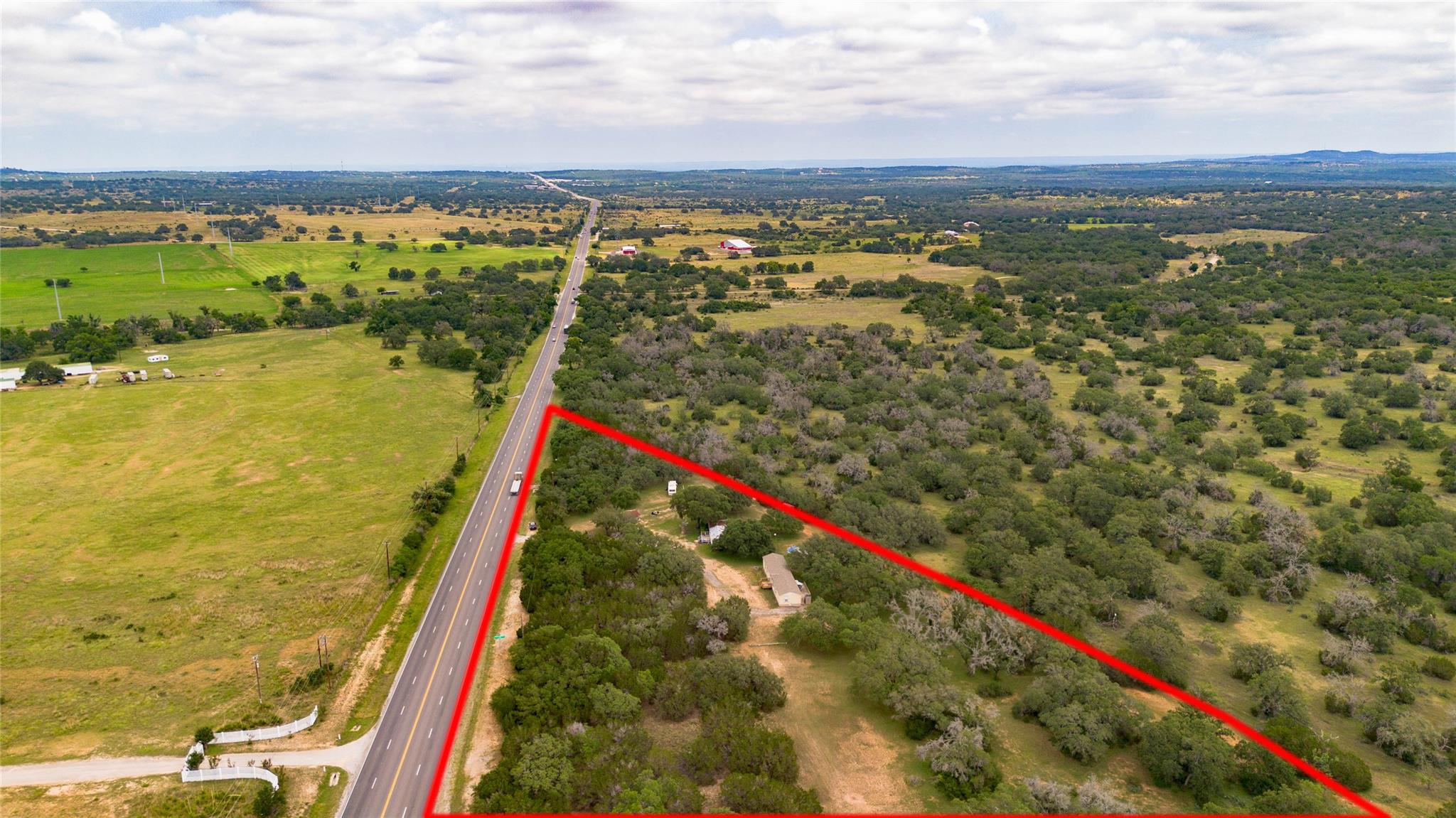 7824 N US Highway 281, Johnson City, TX 78636