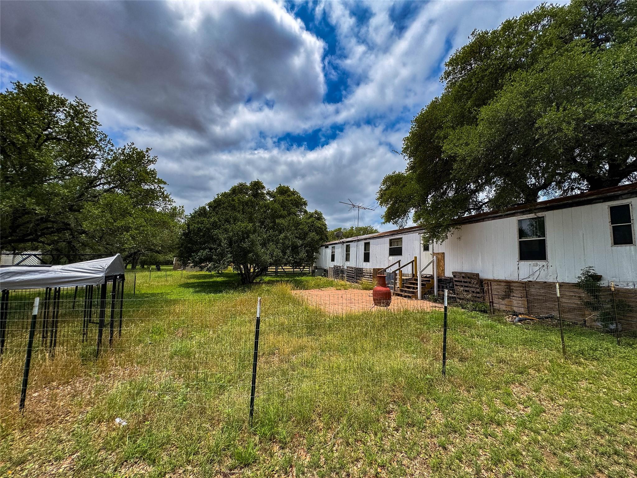 7824 N US Highway 281, Johnson City, TX 78636