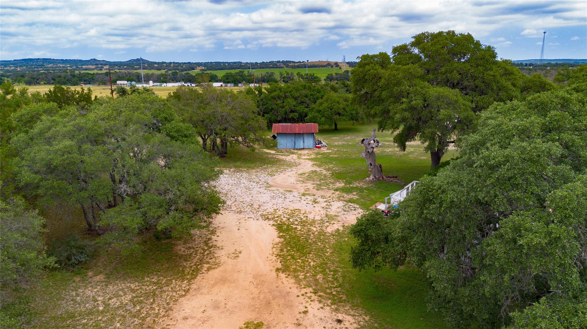 7824 N US Highway 281, Johnson City, TX 78636