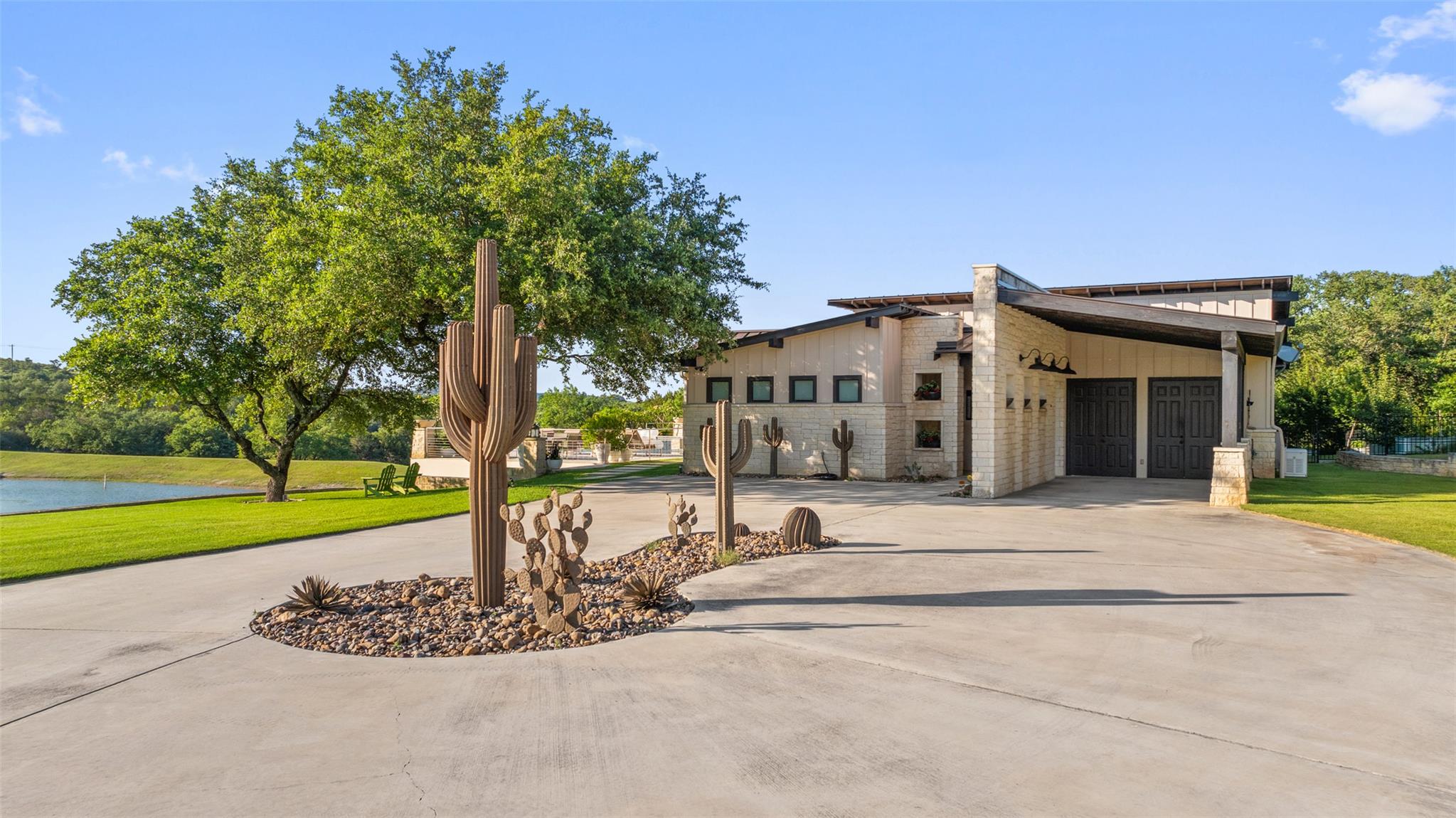 101 Rolling Hills Rd, Blanco, TX 78606