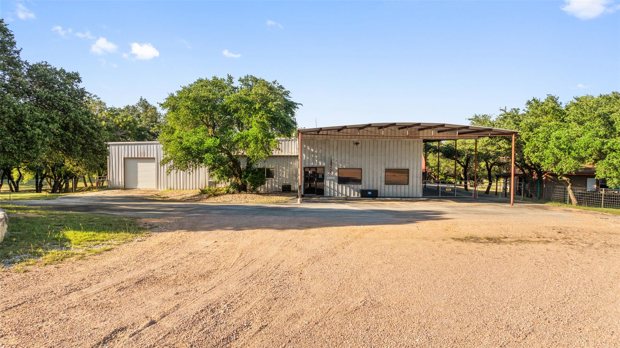 101 Rolling Hills Rd, Blanco, TX 78606