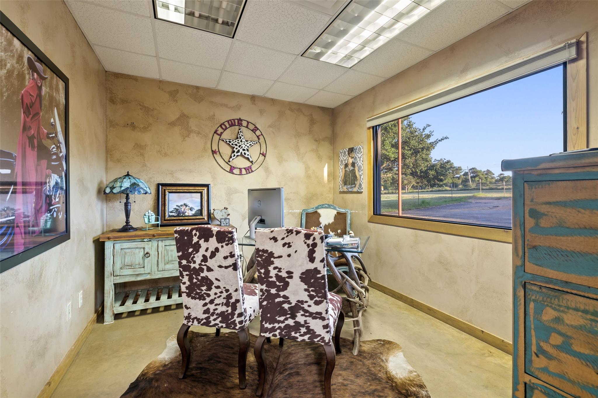 101 Rolling Hills Rd, Blanco, TX 78606