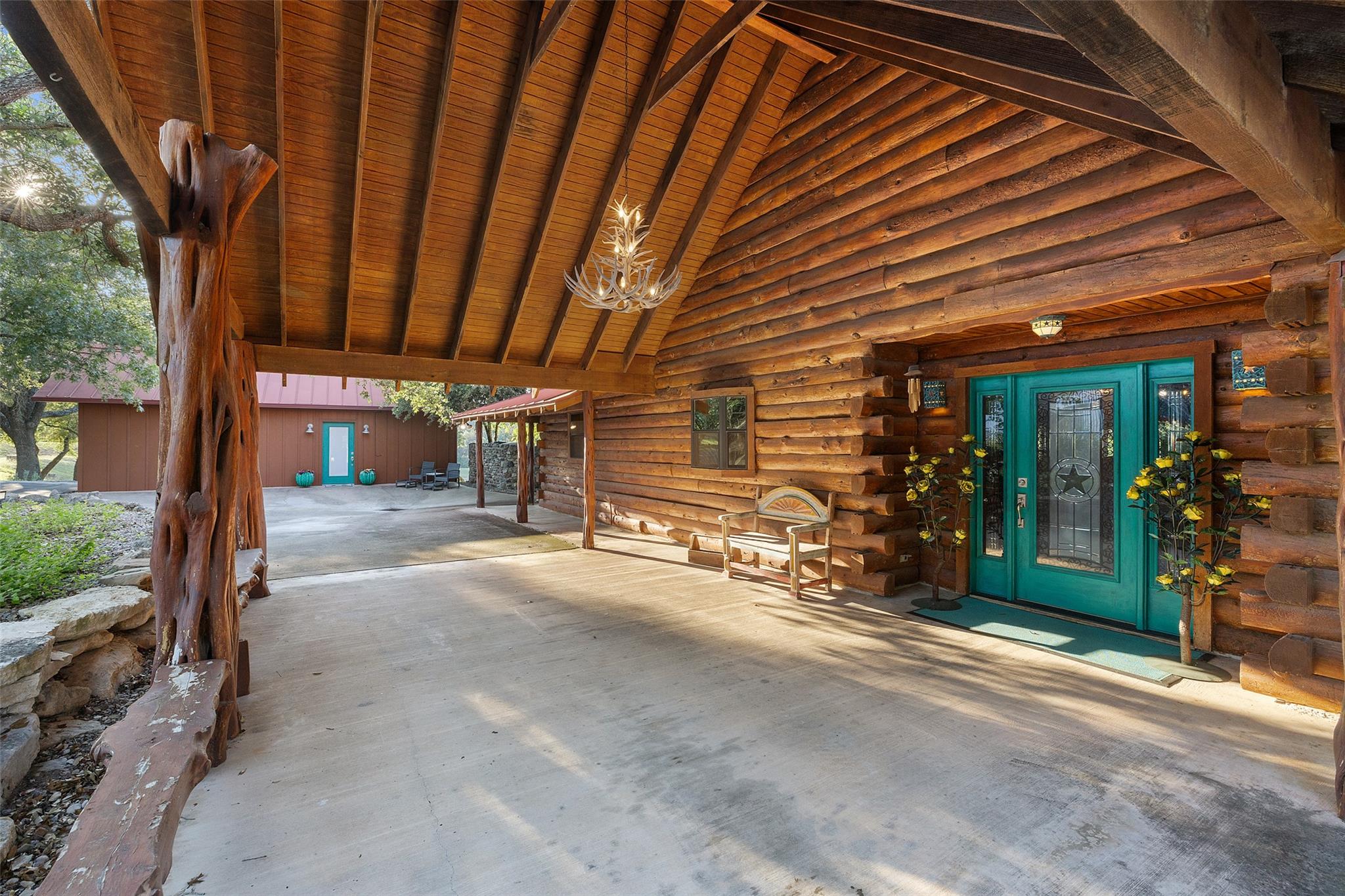 101 Rolling Hills Rd, Blanco, TX 78606