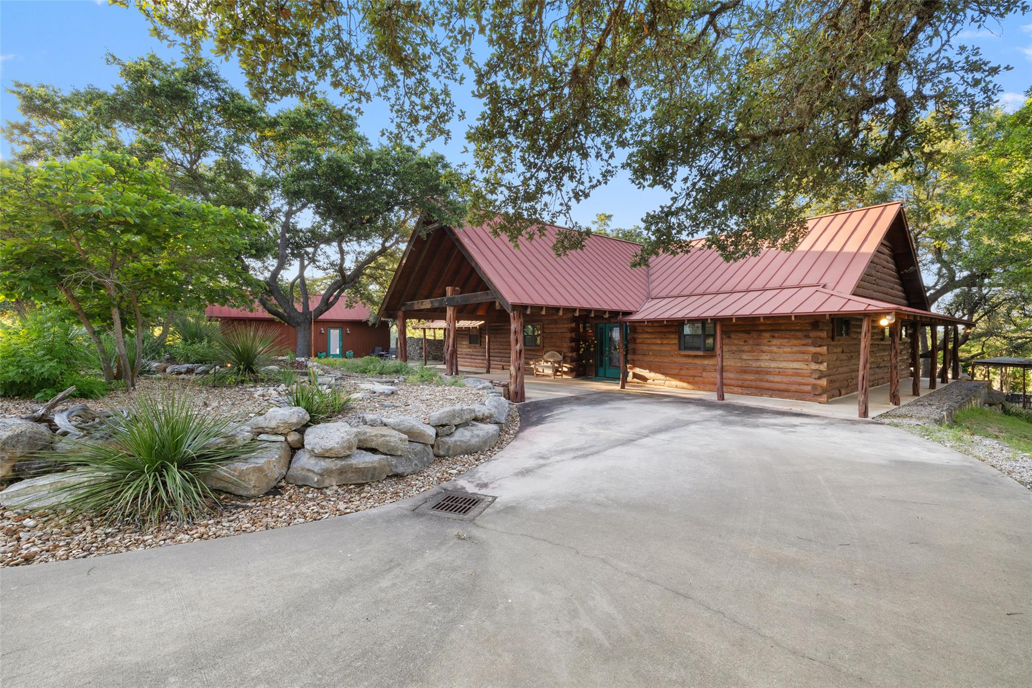 101 Rolling Hills Rd, Blanco, TX 78606