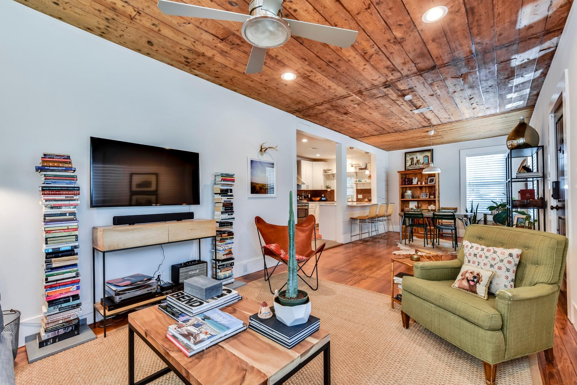1011 E 14th St, Austin, TX 78702
