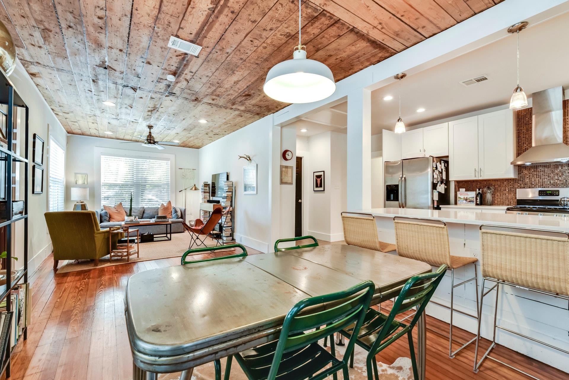 1011 E 14th St, Austin, TX 78702