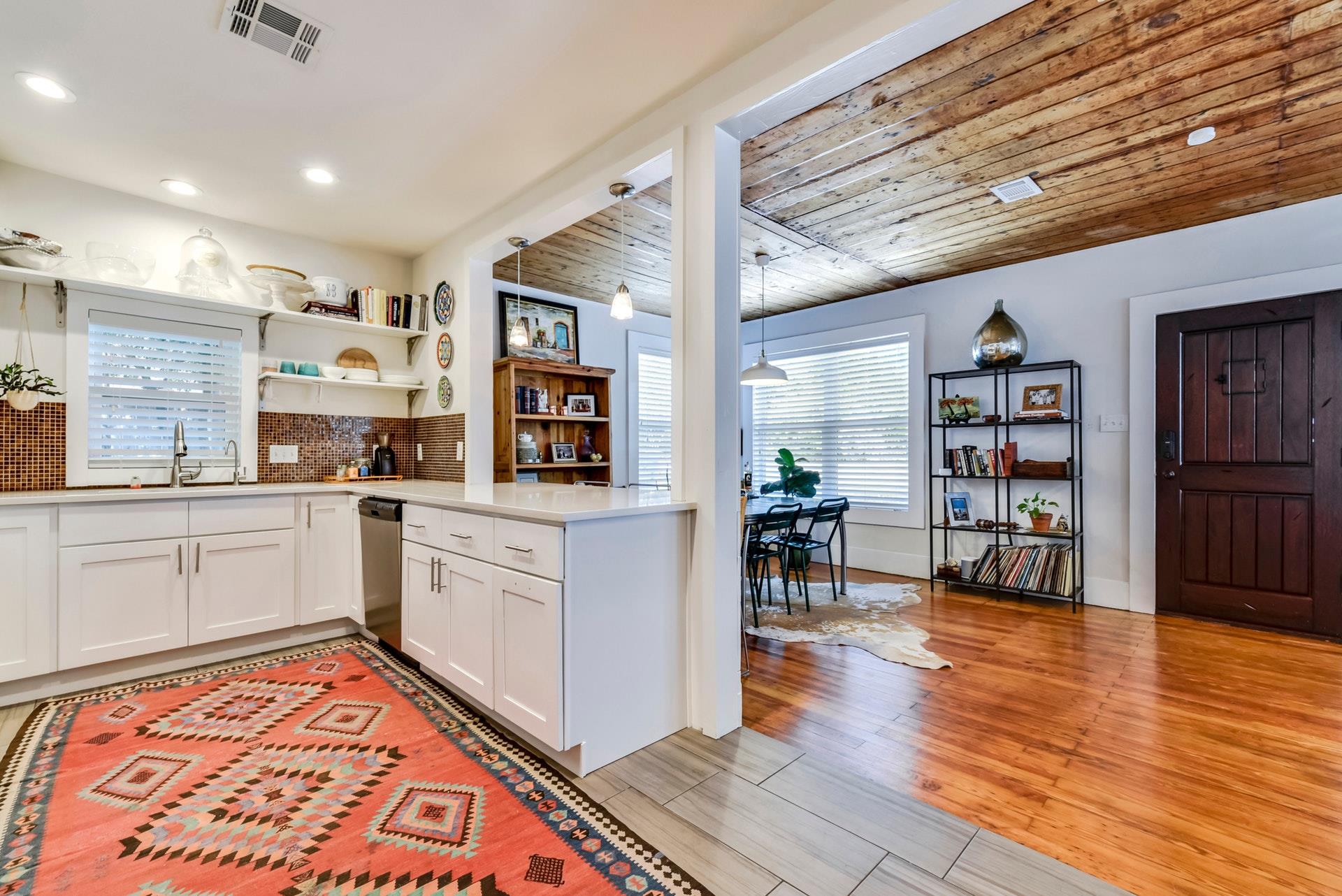 1011 E 14th St, Austin, TX 78702