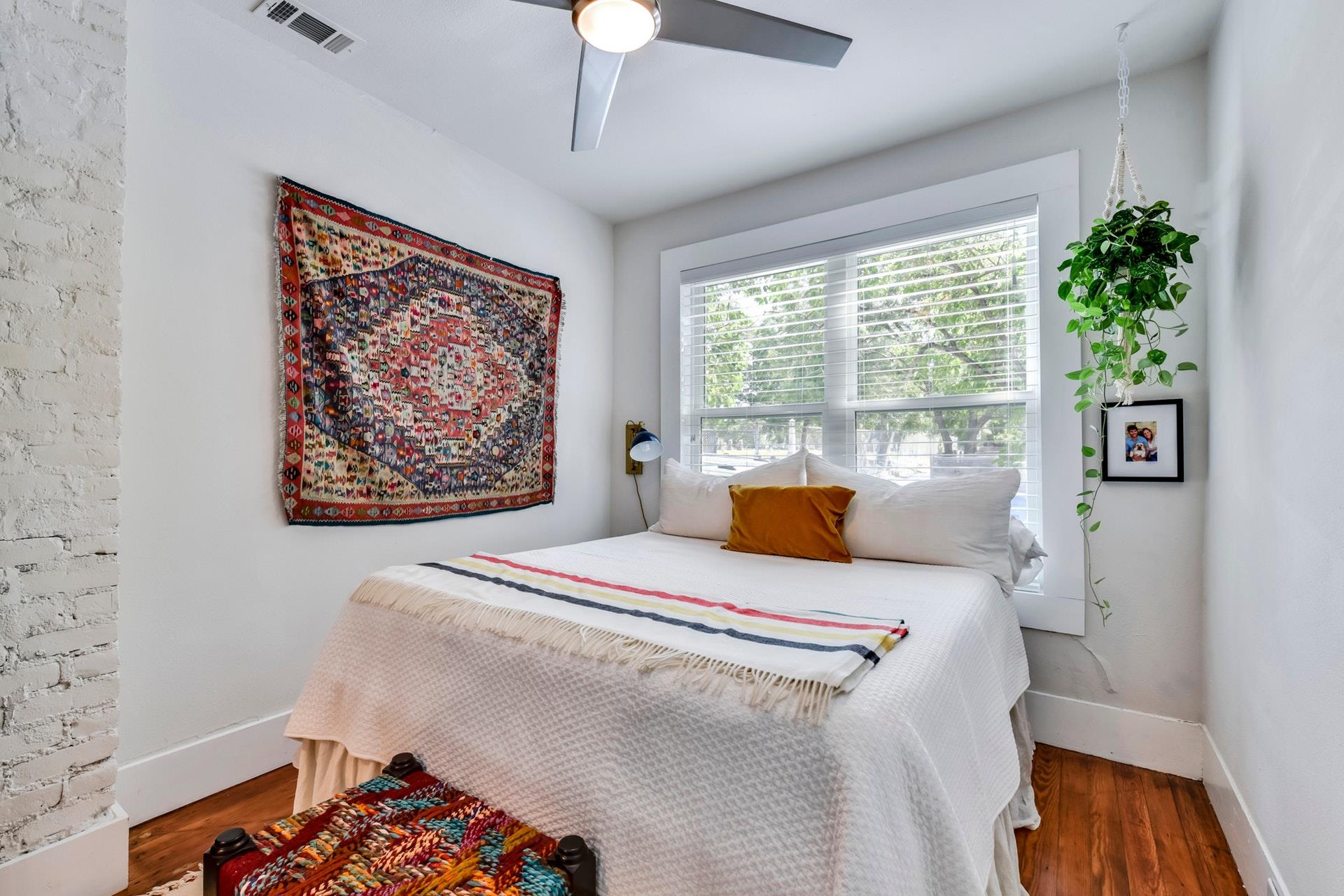 1011 E 14th St, Austin, TX 78702