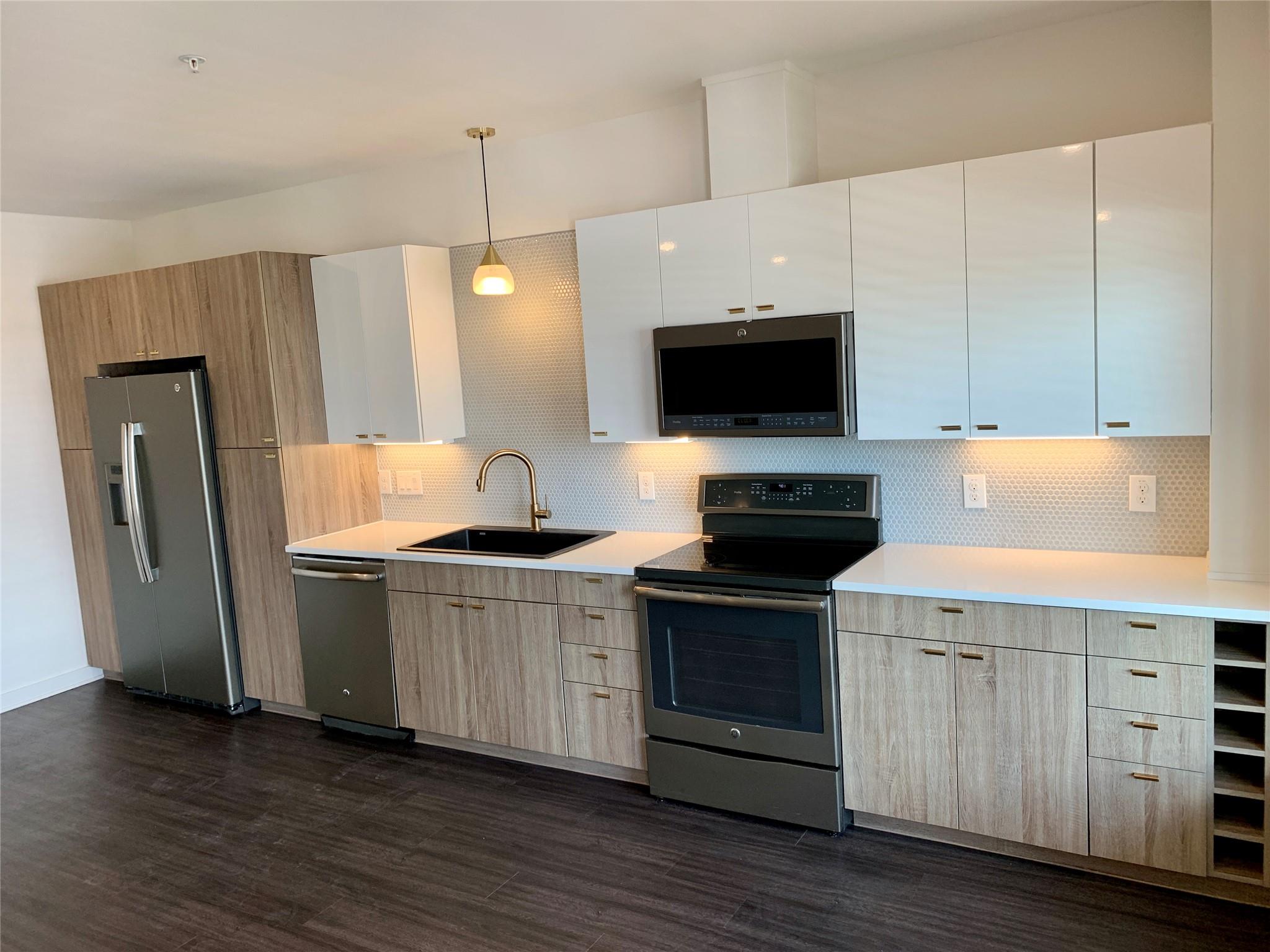 4361 South Congress Ave # 524, Austin, TX 78745
