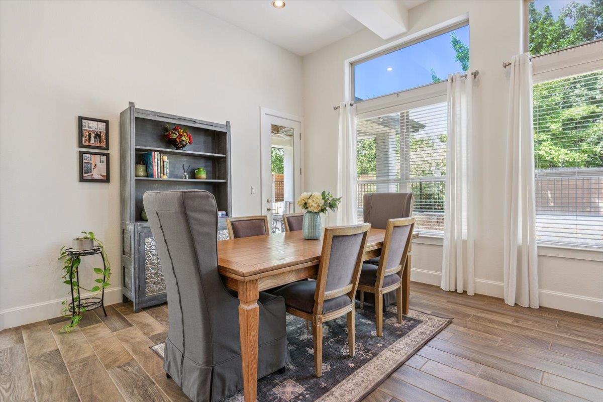 401 Skyflower Dr # V, Georgetown, TX 78628