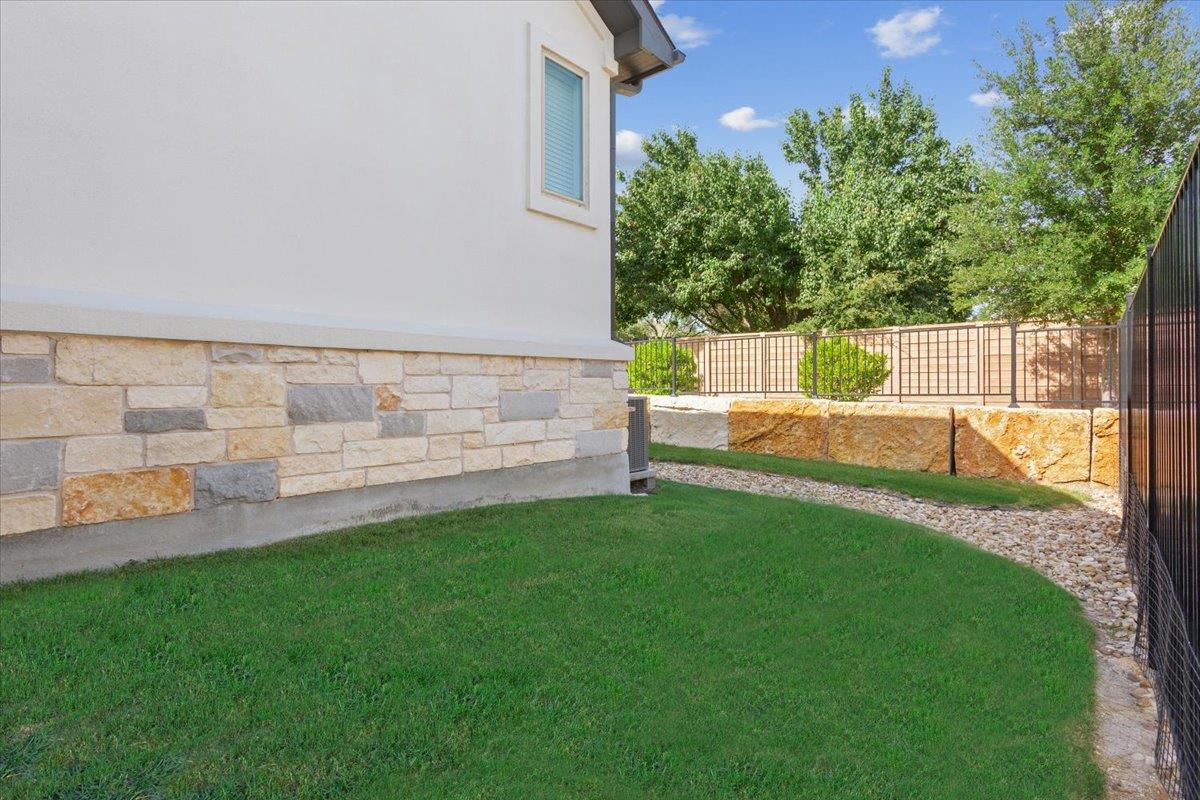 401 Skyflower Dr # V, Georgetown, TX 78628