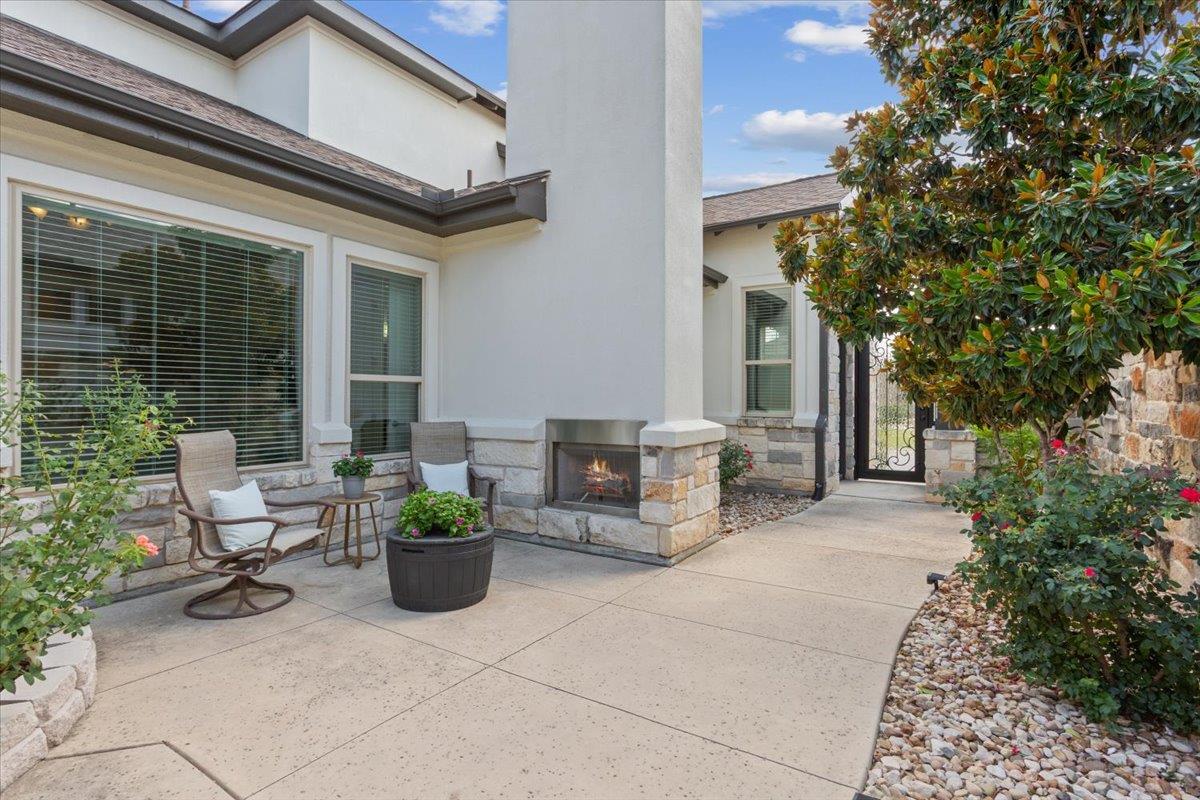 401 Skyflower Dr # V, Georgetown, TX 78628