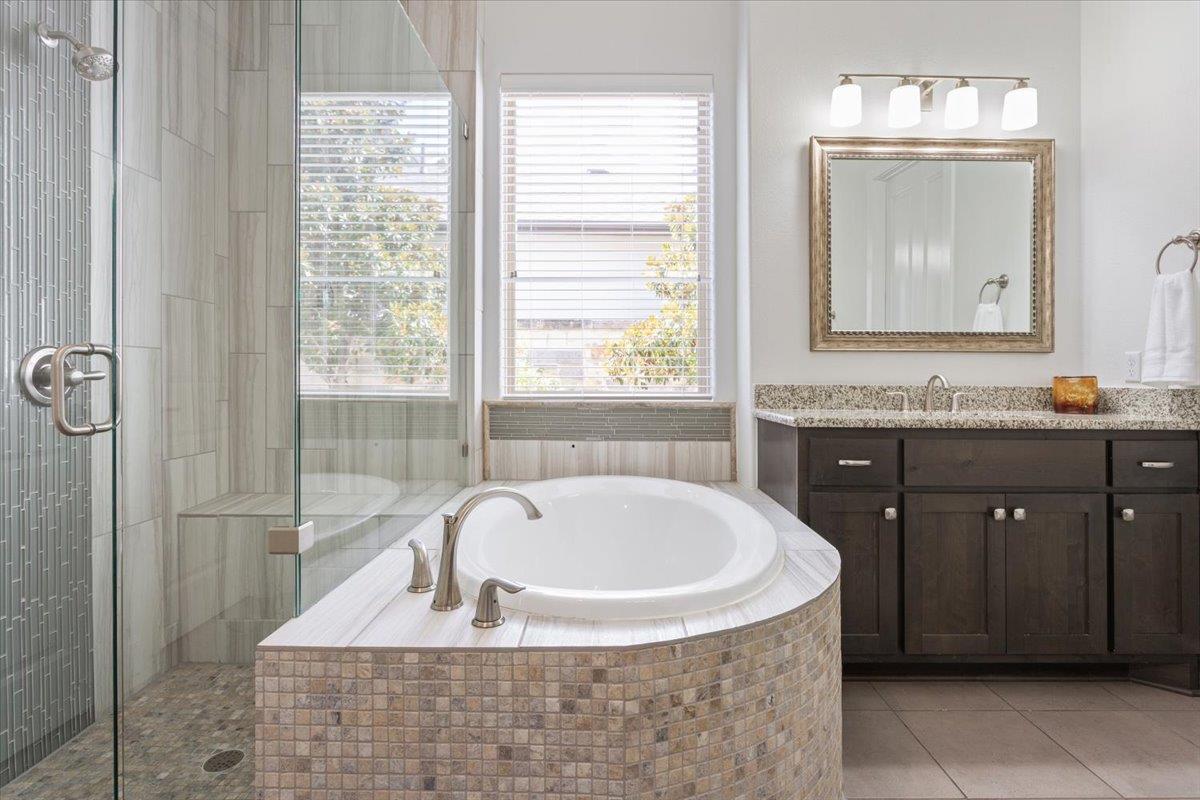 401 Skyflower Dr # V, Georgetown, TX 78628