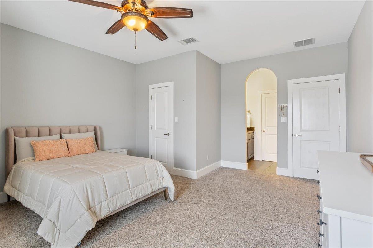 401 Skyflower Dr # V, Georgetown, TX 78628