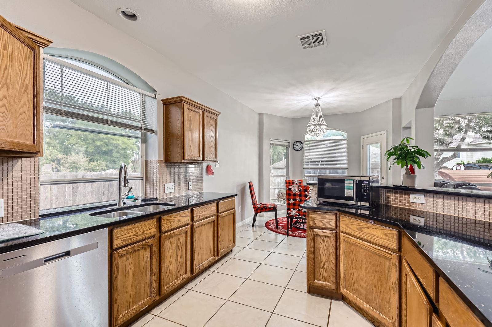 1503 Cherokee Run Cv, Pflugerville, TX 78660