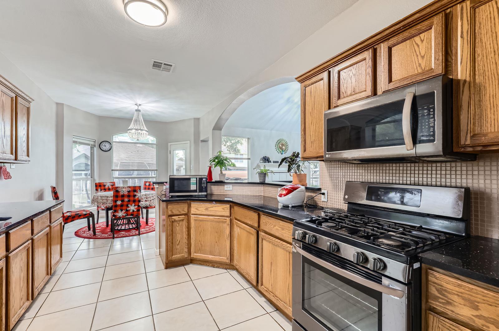 1503 Cherokee Run Cv, Pflugerville, TX 78660
