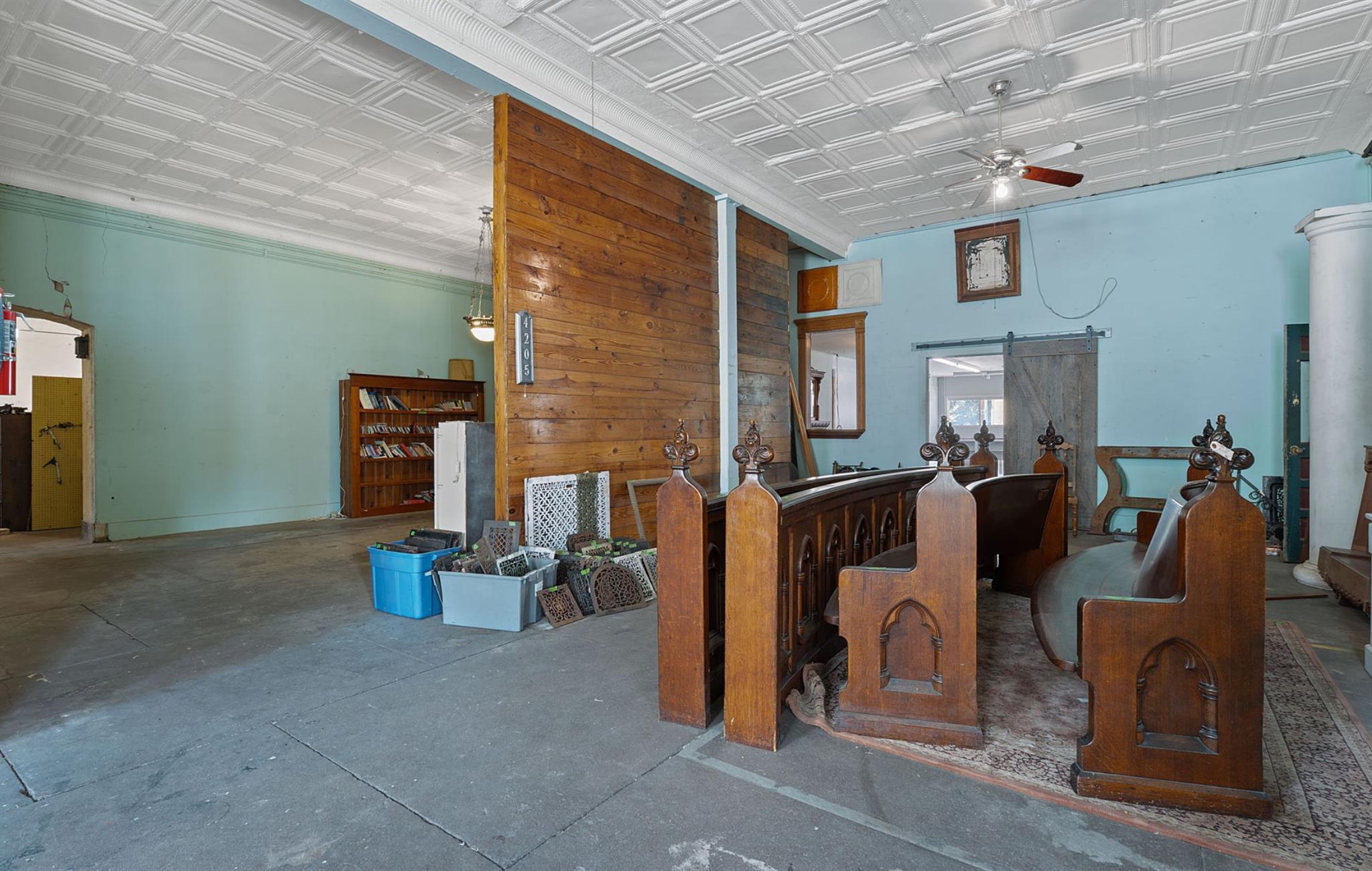 409 Saint Francis St, Gonzales, TX 78629