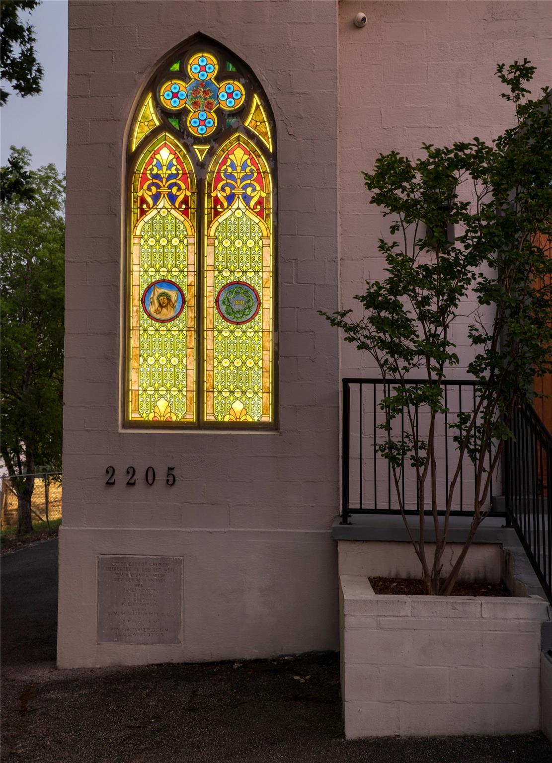2205 E 12th St, Austin, TX 78702
